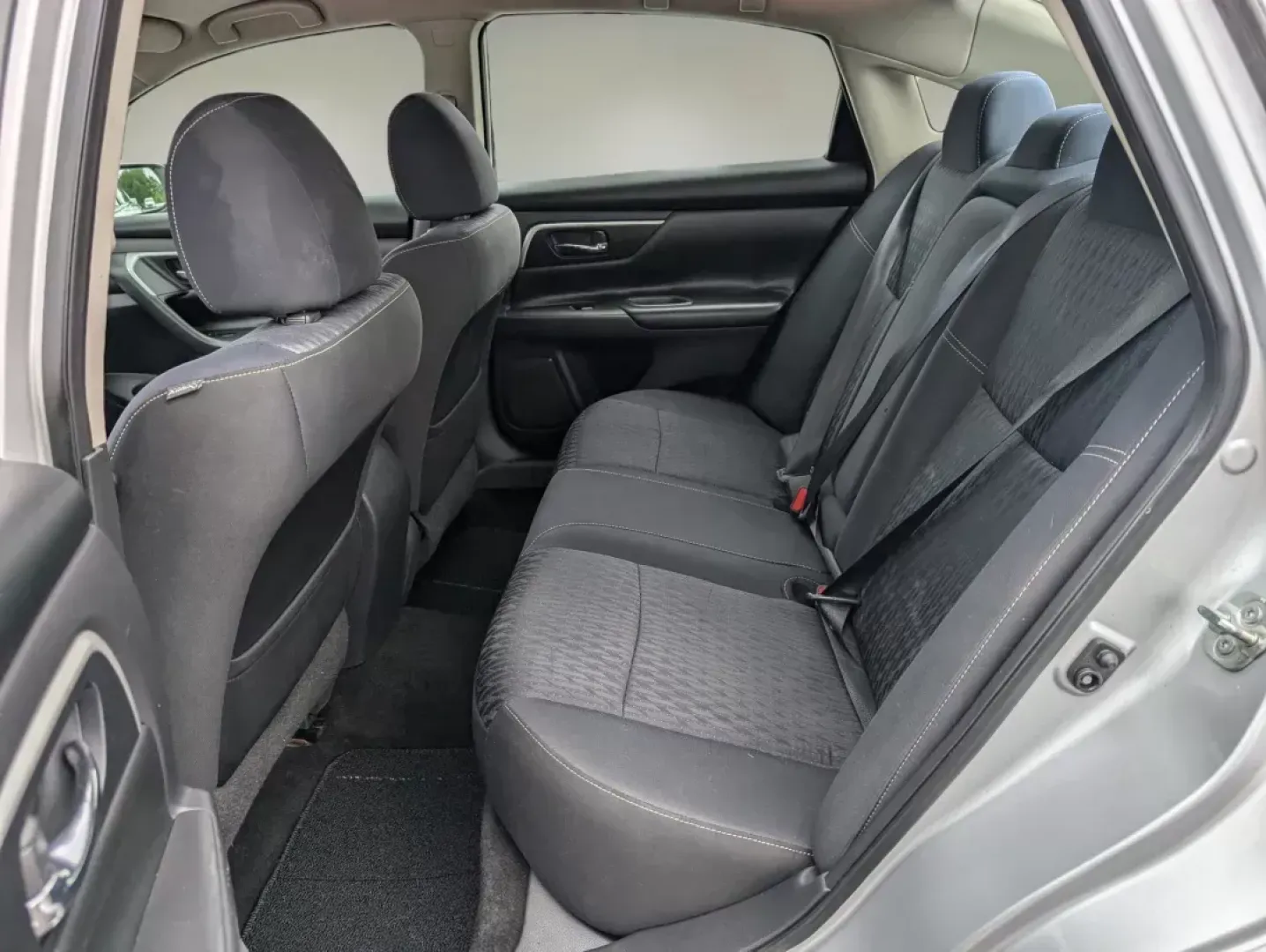 2018 /Charcoal Nissan Altima 2.5 SV (1N4AL3AP8JC) with an Other engine, located at 5115 14th Ave., Columbus, GA, 31904, (706) 323-0345, 32.511494, -84.971046 - **Discover Your Next Adventure with the 2018 Nissan Altima at Gils Auto in Opelika, AL!**<br /> <br /> Are you ready to elevate your daily commute or embark on unforgettable weekend road trips? Look no further than the stunning 2018 Nissan Altima, available now at Gils Auto, your trusted Buy Here Pa - Photo#11