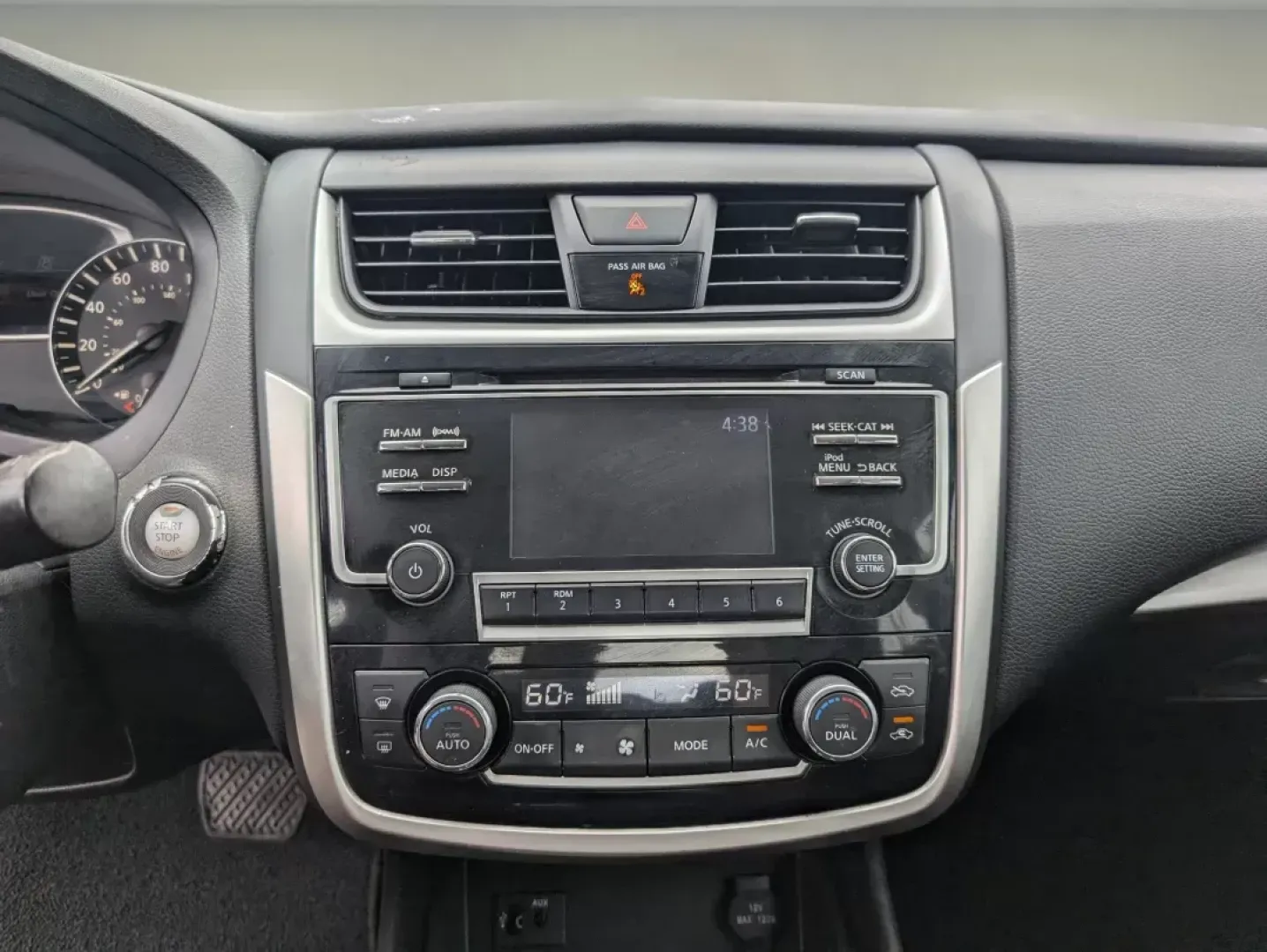 2018 /Charcoal Nissan Altima 2.5 SV (1N4AL3AP8JC) with an Other engine, located at 5115 14th Ave., Columbus, GA, 31904, (706) 323-0345, 32.511494, -84.971046 - **Discover Your Next Adventure with the 2018 Nissan Altima at Gils Auto in Opelika, AL!**<br /> <br /> Are you ready to elevate your daily commute or embark on unforgettable weekend road trips? Look no further than the stunning 2018 Nissan Altima, available now at Gils Auto, your trusted Buy Here Pa - Photo#15