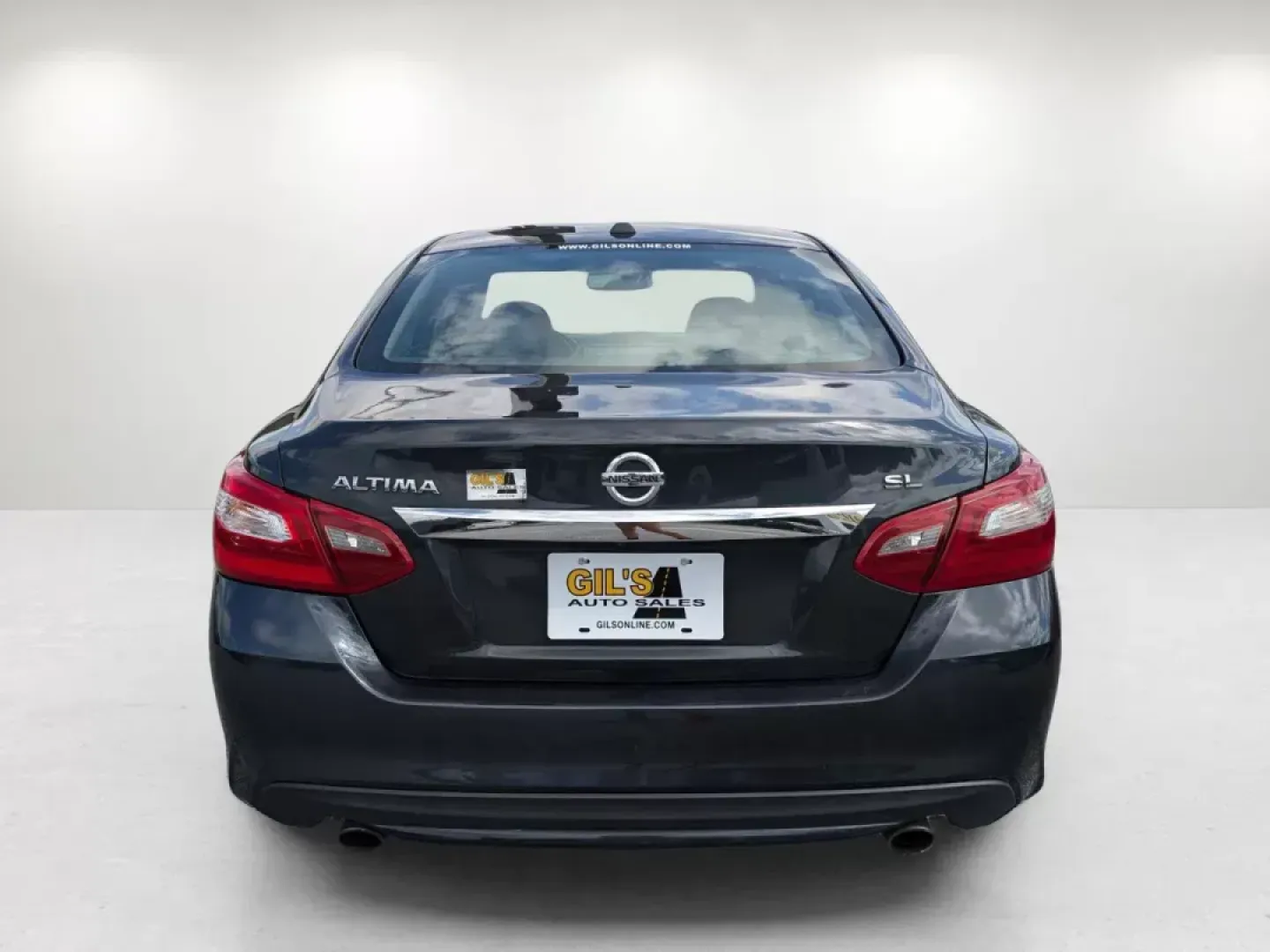 2018 /Charcoal Nissan Altima 2.5 SL (1N4AL3APXJC) with an Other engine, located at 1430 Gateway Drive, Opelika, AL, 36801, (334) 239-0944, 32.637871, -85.409790 - **Experience the Ultimate Blend of Comfort and Style with the 2018 Nissan Altima 2.5 SL at Gils Auto - Opelika, AL**<br /> <br /> Are you ready to elevate your daily commute or embark on weekend getaways in style? The 2018 Nissan Altima 2.5 SL is the perfect companion, seamlessly combining sophistic - Photo#5
