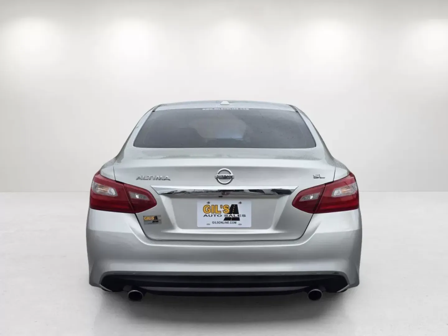 2018 /Charcoal Nissan Altima 2.5 SL (1N4AL3AP4JC) with an Other engine, located at 1430 Gateway Drive, Opelika, AL, 36801, (334) 239-0944, 32.637871, -85.409790 - ### Discover the 2018 Nissan Altima 2.5 SL Your Perfect Commuter Companion!<br /> <br /> Are you searching for a reliable vehicle that seamlessly fits into your busy lifestyle? Look no further than this stunning 2018 Nissan Altima 2.5 SL, now available at Gils Auto in Phenix City, AL! This sedan is - Photo#5