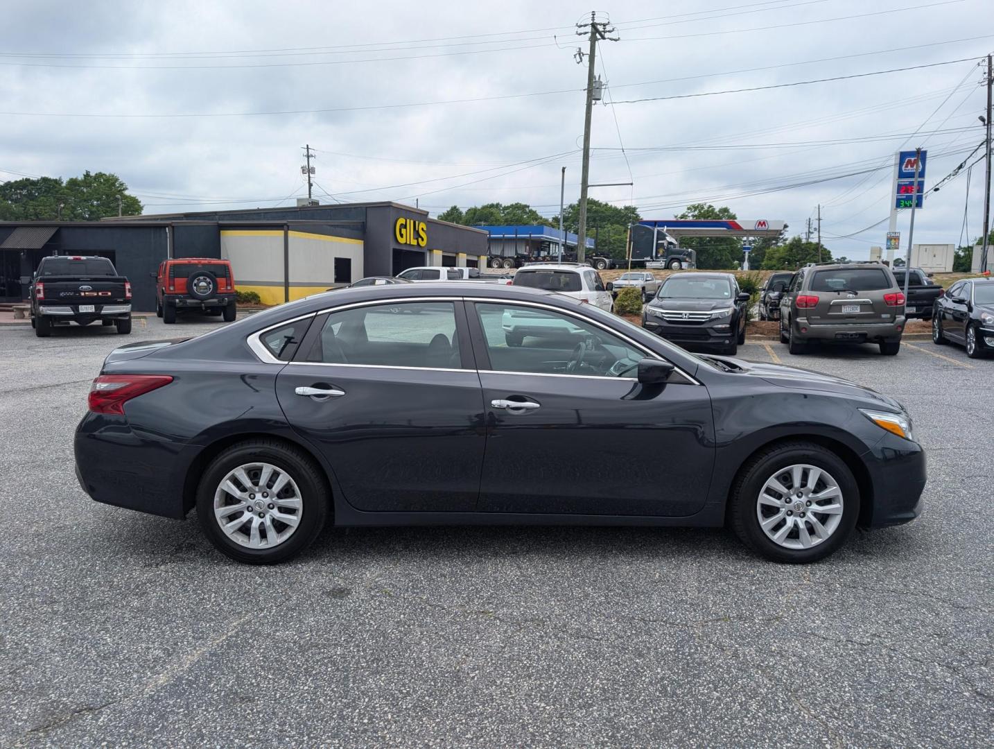 2018 /Charcoal Nissan Altima 2.5 S (1N4AL3AP2JC) with an Regular Unleaded I-4 2.5 L/152 engine, 1-Speed CVT w/OD transmission, located at 3959 U.S. 80 W, Phenix City, AL, 36870, (334) 297-4885, 32.469296, -85.135185 - 2018 Nissan Altima 2.5 S - Photo#3