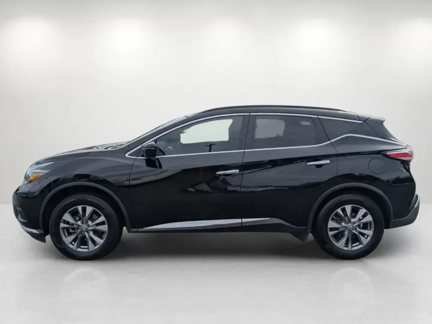 2018 /Graphite Nissan Murano SV (5N1AZ2MG9JN) with an Regular Unleaded V-6 3.5 L/213 engine, 1-Speed CVT w/OD transmission, located at 1430 Gateway Drive, Opelika, AL, 36801, (334) 239-0944, 32.637871, -85.409790 - 2018 Nissan Murano SV - Photo#7
