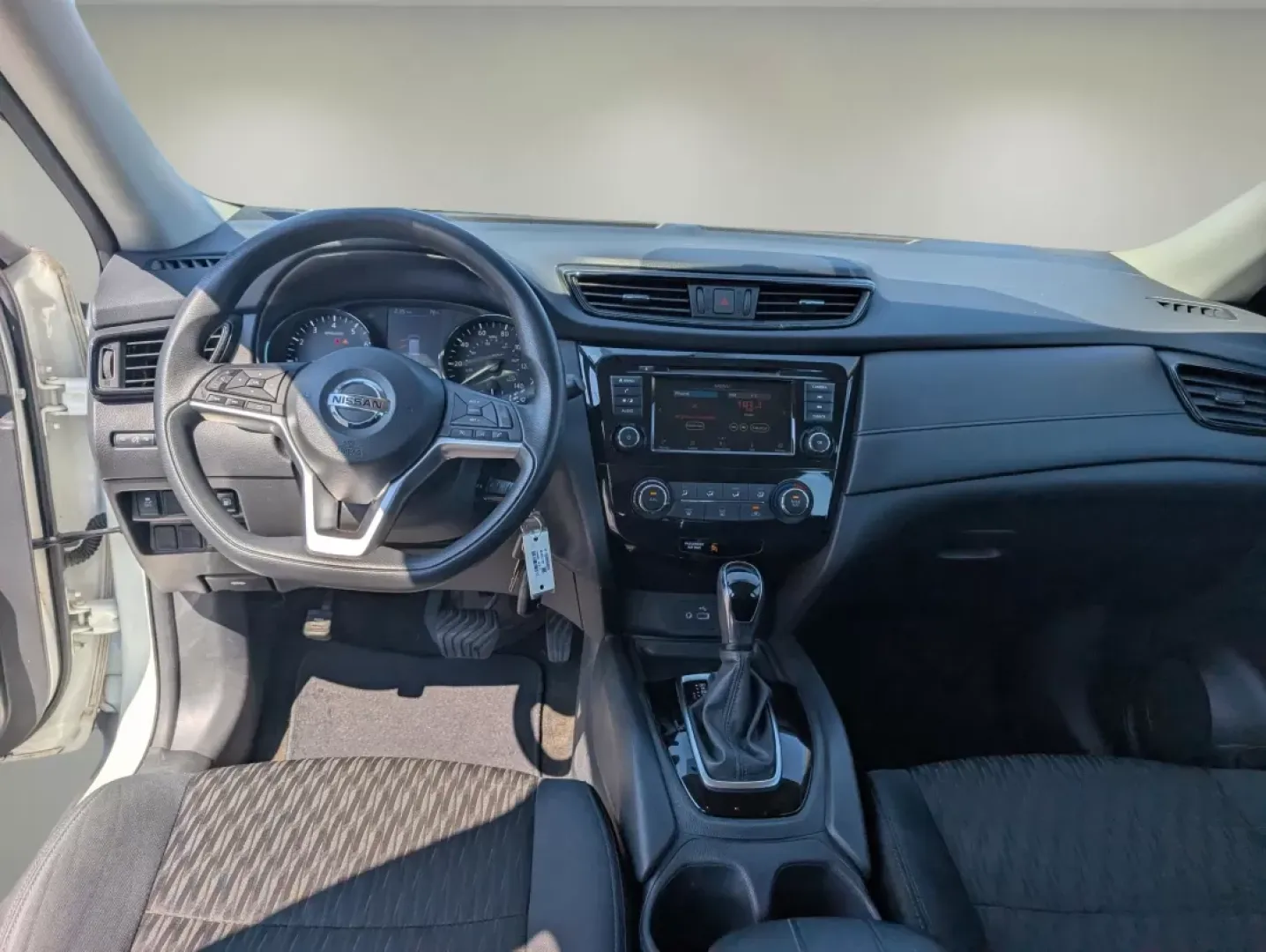 2018 /Charcoal Nissan Rogue S (5N1AT2MT1JC) with an Other engine, located at 1430 Gateway Drive, Opelika, AL, 36801, (334) 239-0944, 32.637871, -85.409790 - **Adventure Awaits with this 2018 Nissan Rogue at Gils Auto!**<br /> <br /> Are you ready to elevate your lifestyle and embark on unforgettable journeys? Whether you're planning family outings, weekend getaways, or commuting to work, the 2018 Nissan Rogue is the perfect companion. With its spacious - Photo#12