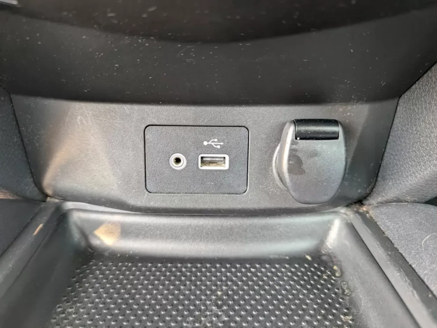 2018 /Charcoal Nissan Rogue S (5N1AT2MT1JC) with an Other engine, located at 1430 Gateway Drive, Opelika, AL, 36801, (334) 239-0944, 32.637871, -85.409790 - **Adventure Awaits with this 2018 Nissan Rogue at Gils Auto!**<br /> <br /> Are you ready to elevate your lifestyle and embark on unforgettable journeys? Whether you're planning family outings, weekend getaways, or commuting to work, the 2018 Nissan Rogue is the perfect companion. With its spacious - Photo#13