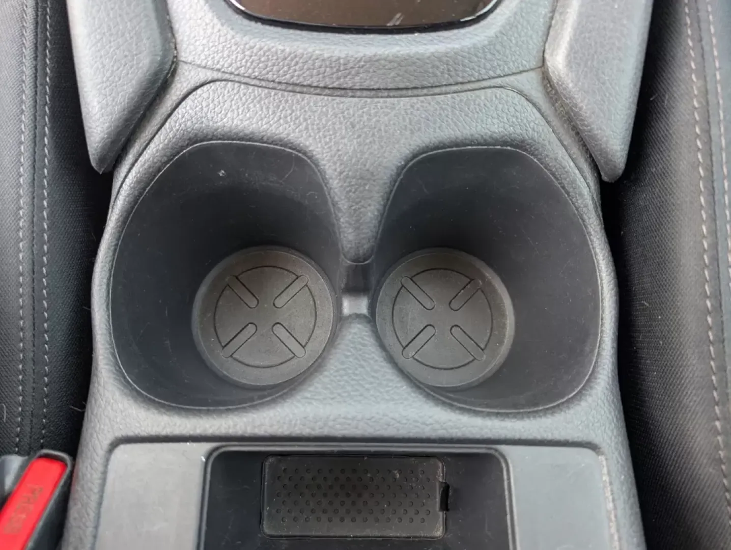 2018 /Charcoal Nissan Rogue S (5N1AT2MT1JC) with an Other engine, located at 1430 Gateway Drive, Opelika, AL, 36801, (334) 239-0944, 32.637871, -85.409790 - **Adventure Awaits with this 2018 Nissan Rogue at Gils Auto!**<br /> <br /> Are you ready to elevate your lifestyle and embark on unforgettable journeys? Whether you're planning family outings, weekend getaways, or commuting to work, the 2018 Nissan Rogue is the perfect companion. With its spacious - Photo#14