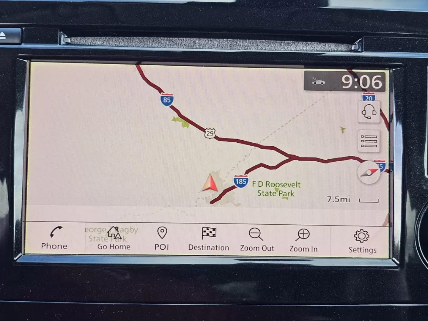 2018 /Charcoal Nissan Rogue SL (JN8AT2MTXJW) with an Other engine, located at 804 22nd Ave, Phenix City, AL, 36870, (334) 297-1860, 32.484749, -85.024475 - Elevate your daily driving experience with the stunning 2018 Nissan Rogue SL, a versatile SUV designed for those who prioritize both style and functionality. Whether you're a growing family seeking ample space, a commuter craving comfort during long drives, or an adventurer looking for reliability o - Photo#13