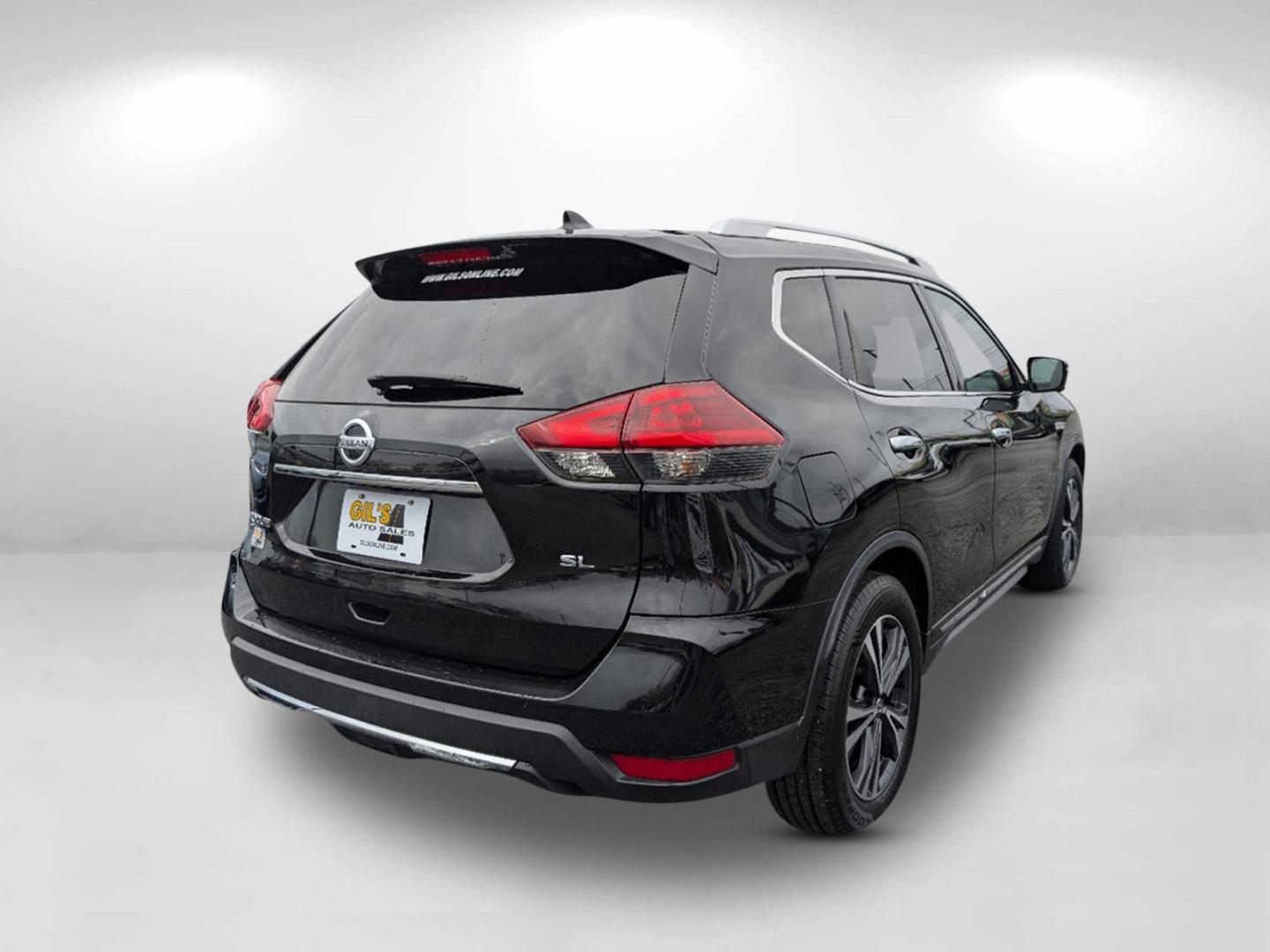 2018 /Charcoal Nissan Rogue SL (JN8AT2MT9JW) with an Regular Unleaded I-4 2.5 L/152 engine, 1-Speed CVT w/OD transmission, located at 3959 U.S. 80 W, Phenix City, AL, 36870, (334) 297-4885, 32.469296, -85.135185 - 2018 Nissan Rogue SL - Photo#7