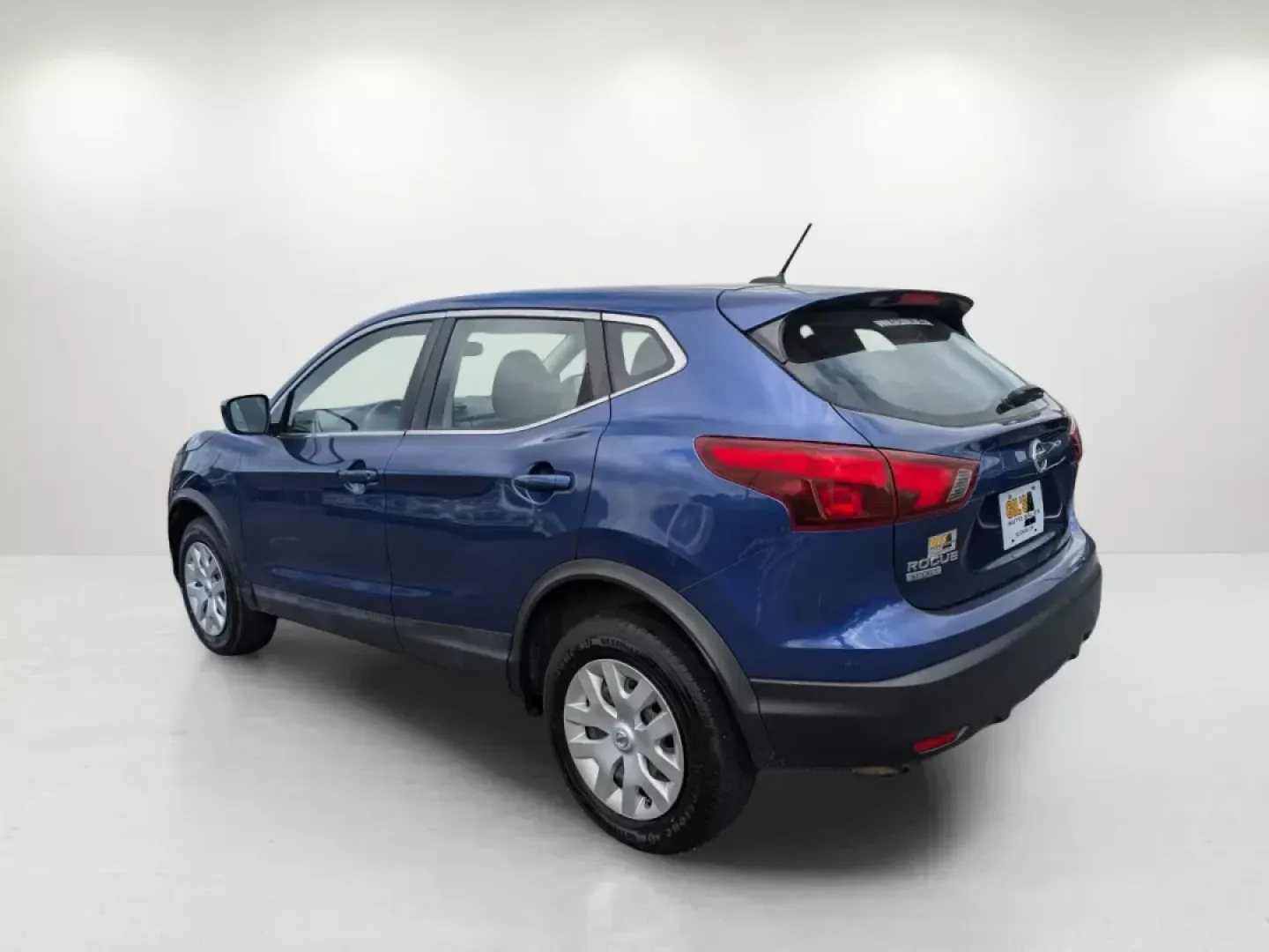 2018 /Charcoal Nissan Rogue Sport S (JN1BJ1CP4JW) with an Regular Unleaded I-4 2.0 L/122 engine, 1-Speed CVT w/OD transmission, located at 5115 14th Ave., Columbus, GA, 31904, (706) 323-0345, 32.511494, -84.971046 - 2018 Nissan Rogue Sport S - Photo#6