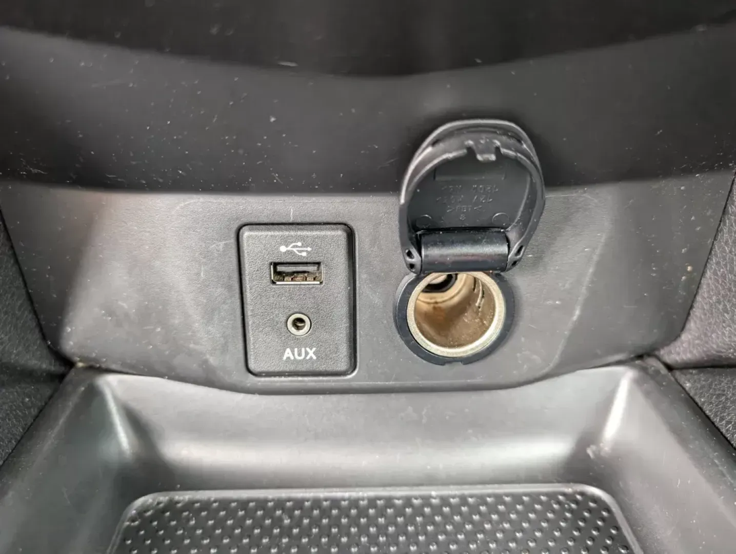 2018 /Charcoal Nissan Rogue Sport S (JN1BJ1CP4JW) with an Regular Unleaded I-4 2.0 L/122 engine, 1-Speed CVT w/OD transmission, located at 5115 14th Ave., Columbus, GA, 31904, (706) 323-0345, 32.511494, -84.971046 - 2018 Nissan Rogue Sport S - Photo#13