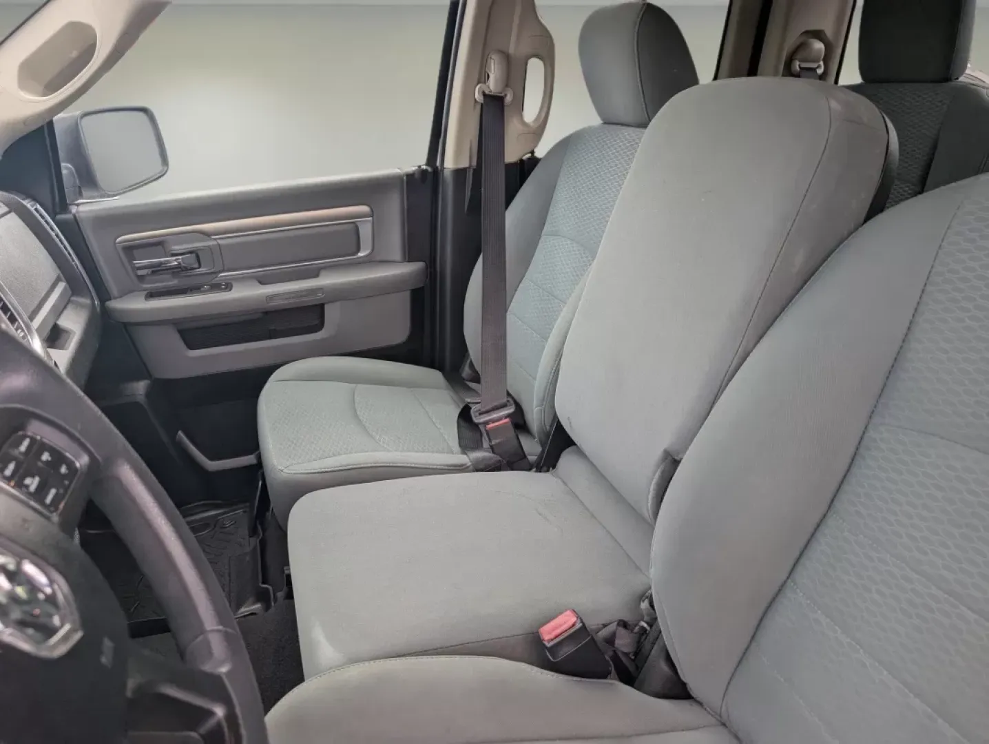 2018 /Diesel Gray/Black Ram 1500 SLT (1C6RR6GG1JS) with an Other engine, located at 5115 14th Ave., Columbus, GA, 31904, (706) 323-0345, 32.511494, -84.971046 - Experience the perfect blend of practicality and capability with this 2018 Ram 1500 SLT, designed for those who crave adventure and dependability. Whether you're a busy professional needing a reliable daily driver, a growing family looking for extra space, or someone who loves weekend getaways, this - Photo#11