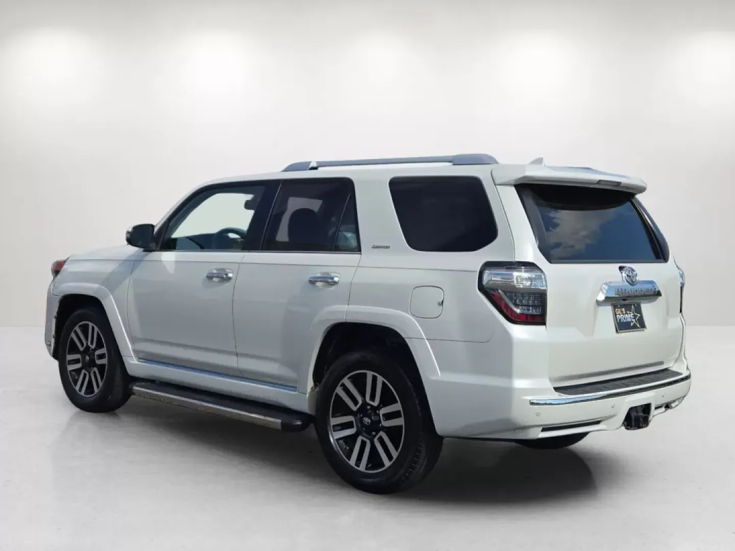 2018 Toyota 4Runner Limited (JTEZU5JR9J5) with an Other engine, located at 521 Old Farm Lane Rd, Prattville, AL, 36066, (334) 325-1505, 32.482460, -86.416367 - **Adventure Awaits: Explore the 2018 Toyota 4Runner at Gils Auto in Prattville!**<br /> <br /> Are you ready for your next adventure? Whether you're hitting the road with friends, making weekend getaways, or simply needing a reliable SUV for your daily commute, the 2018 Toyota 4Runner is the perfect - Photo#6