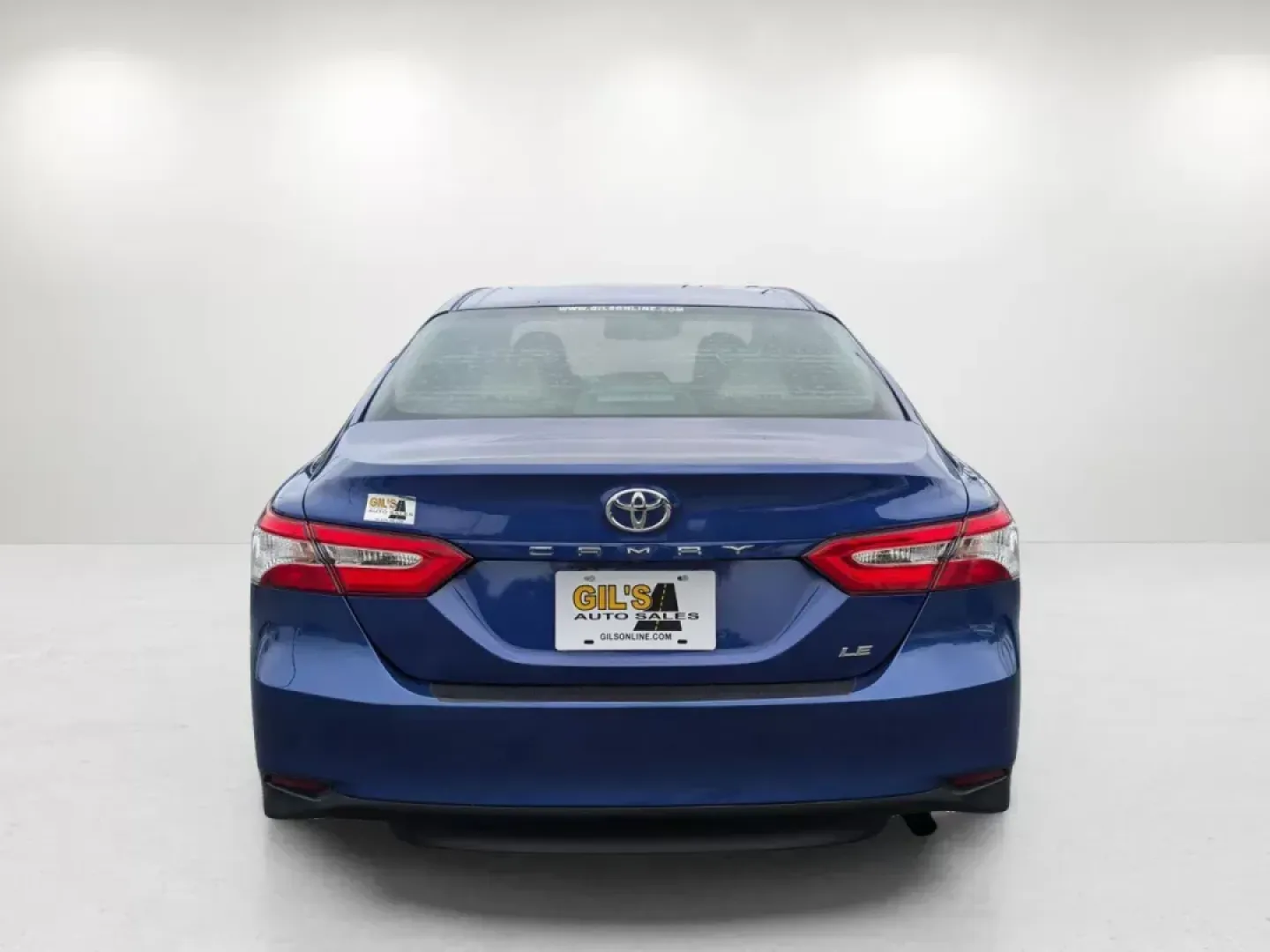 2018 Toyota Camry LE (4T1B11HK8JU) with an Other engine, located at 1430 Gateway Drive, Opelika, AL, 36801, (334) 239-0944, 32.637871, -85.409790 - **Drive Your Life Forward with the 2018 Toyota Camry LE: Perfect for Families and Commuters Alike!**<br /> <br /> Are you searching for a reliable sedan that enhances your daily commute while ensuring comfort and safety for your family? Look no further than the 2018 Toyota Camry LE, available now at - Photo#5