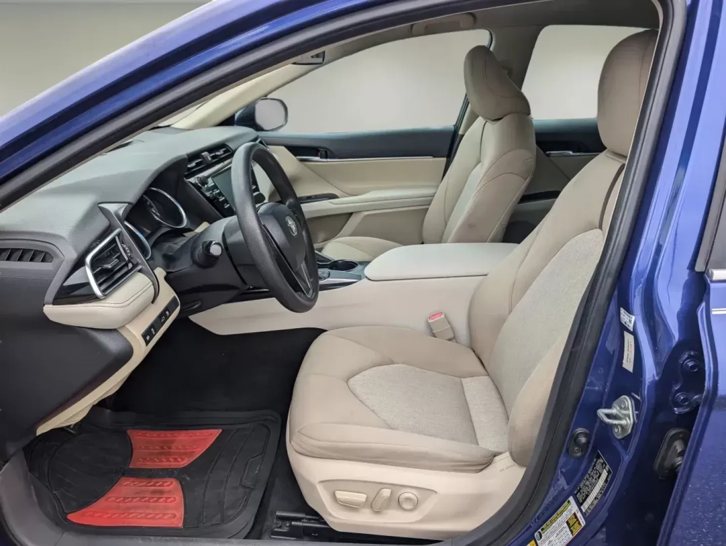 2018 Toyota Camry LE (4T1B11HK8JU) with an Other engine, located at 1430 Gateway Drive, Opelika, AL, 36801, (334) 239-0944, 32.637871, -85.409790 - **Drive Your Life Forward with the 2018 Toyota Camry LE: Perfect for Families and Commuters Alike!**<br /> <br /> Are you searching for a reliable sedan that enhances your daily commute while ensuring comfort and safety for your family? Look no further than the 2018 Toyota Camry LE, available now at - Photo#9