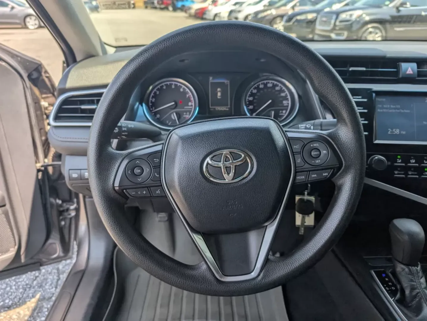 2018 Toyota Camry LE (4T1B11HK9JU) with an Other engine, located at 3959 U.S. 80 W, Phenix City, AL, 36870, (334) 297-4885, 32.469296, -85.135185 - **Experience the Open Road in Style with the 2018 Toyota Camry LE Perfect for Your Daily Adventures!**<br /> <br /> At Gils Auto, located conveniently at 3959 U.S. 80 W, Phenix City, AL 36870, we understand that every day can be an adventure. Whether you're commuting to work, shuttling the kids to - Photo#15