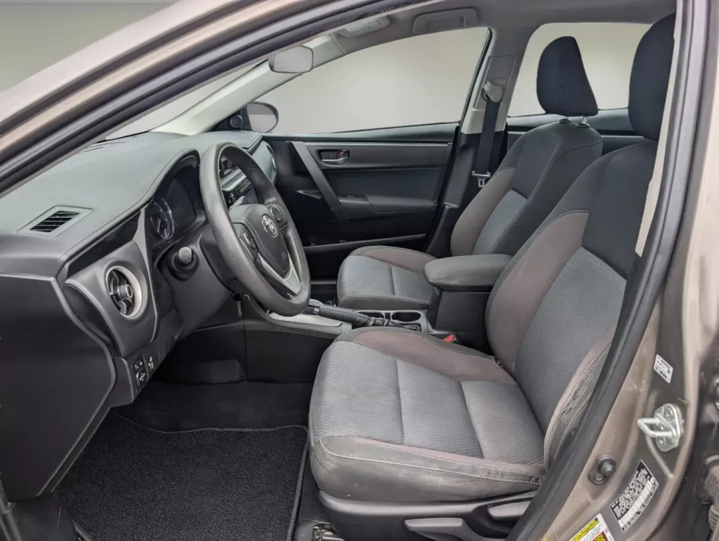 2018 Toyota Corolla LE (5YFBURHE2JP) with an Other engine, located at 521 Old Farm Lane Rd, Prattville, AL, 36066, (334) 325-1505, 32.482460, -86.416367 - **Discover Your Next Adventure with the 2018 Toyota Corolla at Gils Auto Phenix City, AL!**<br /> <br /> Are you searching for a reliable vehicle that complements your busy lifestyle? Whether you're commuting to work, running errands, or planning weekend getaways, the 2018 Toyota Corolla is the per - Photo#9