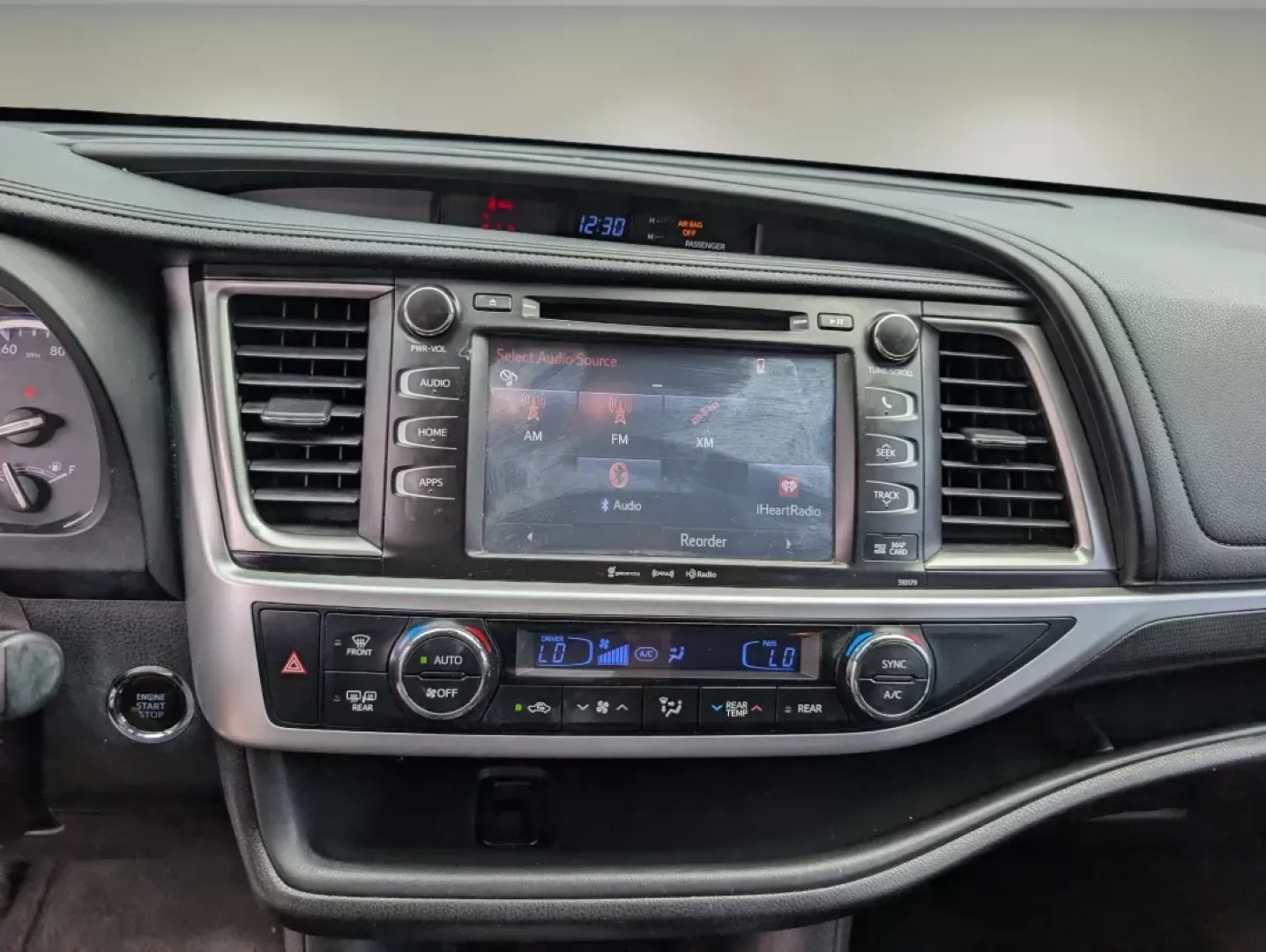 2018 Toyota Highlander (5TDKZRFH0JS) with an Other engine, located at 5115 14th Ave., Columbus, GA, 31904, (706) 323-0345, 32.511494, -84.971046 - **Experience Unmatched Versatility with the 2018 Toyota Highlander at Gils Auto - Your Buy Here Pay Here Dealership in Phenix City, AL!**<br /> <br /> Are you ready to elevate your family adventures, daily commutes, or weekend getaways? Meet the 2018 Toyota Highlander, the perfect blend of comfort, - Photo#15