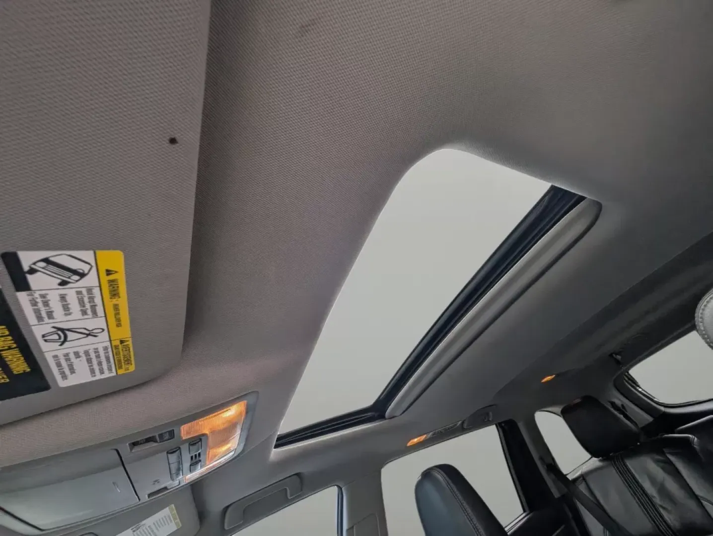 2018 Toyota Highlander (5TDKZRFH0JS) with an Other engine, located at 5115 14th Ave., Columbus, GA, 31904, (706) 323-0345, 32.511494, -84.971046 - **Experience Unmatched Versatility with the 2018 Toyota Highlander at Gils Auto - Your Buy Here Pay Here Dealership in Phenix City, AL!**<br /> <br /> Are you ready to elevate your family adventures, daily commutes, or weekend getaways? Meet the 2018 Toyota Highlander, the perfect blend of comfort, - Photo#17