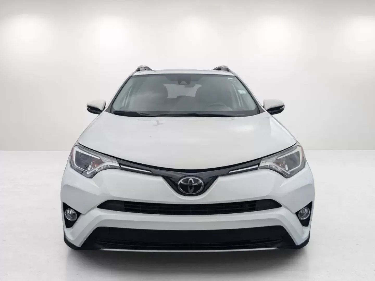 2018 Toyota RAV4 XLE (JTMWFREV7JJ) with an Other engine, located at 7000 Northlake Connector, Columbus, GA, 31904, (706) 987-8085, 32.524975, -84.978134 - **Discover Your Next Adventure with the 2018 Toyota RAV4 at Gils Auto - Phenix City!** <br /> <br /> Are you ready to elevate your lifestyle? Whether you're a busy professional navigating your daily commute, a growing family seeking space and comfort, or an adventurous soul ready for weekend getawa - Photo#1