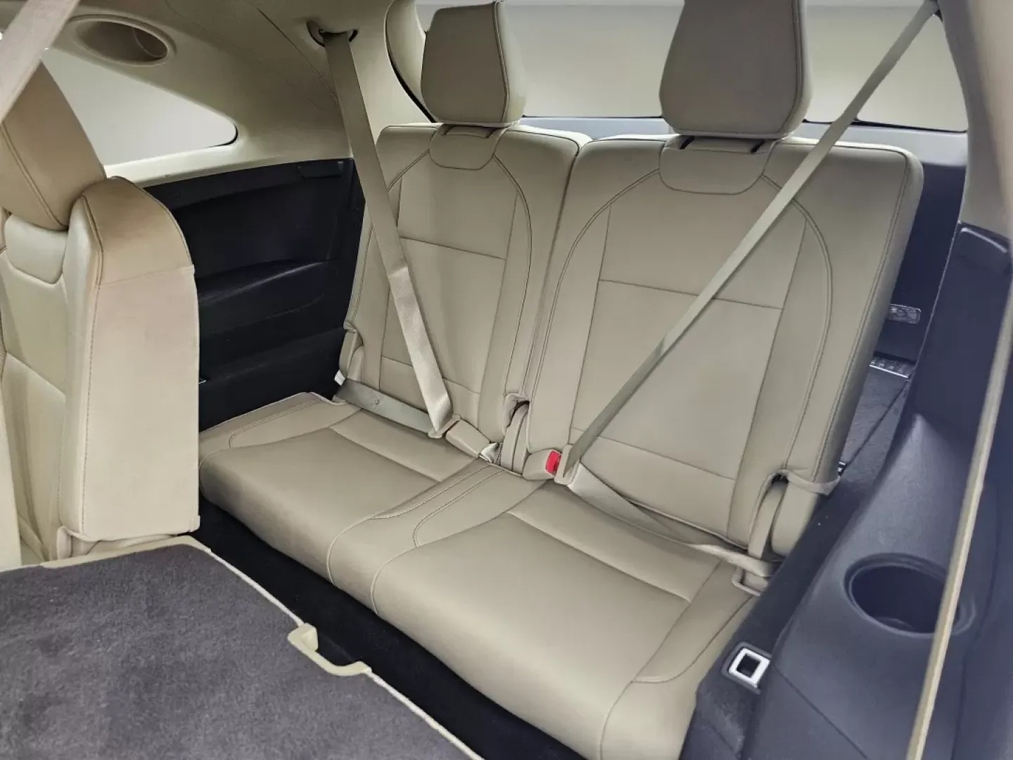 2019 Acura MDX w/Technology Pkg (5J8YD3H50KL) with an Other engine, located at 804 22nd Ave, Phenix City, AL, 36870, (334) 297-1860, 32.484749, -85.024475 - **Elevate Your Family Adventures with the 2019 Acura MDX at Gils Auto Phenix City, AL**<br /> <br /> If you're searching for the perfect SUV that effortlessly combines style, comfort, and versatility, look no further than this stunning 2019 Acura MDX with the Technology Package. Ideal for growing f - Photo#15