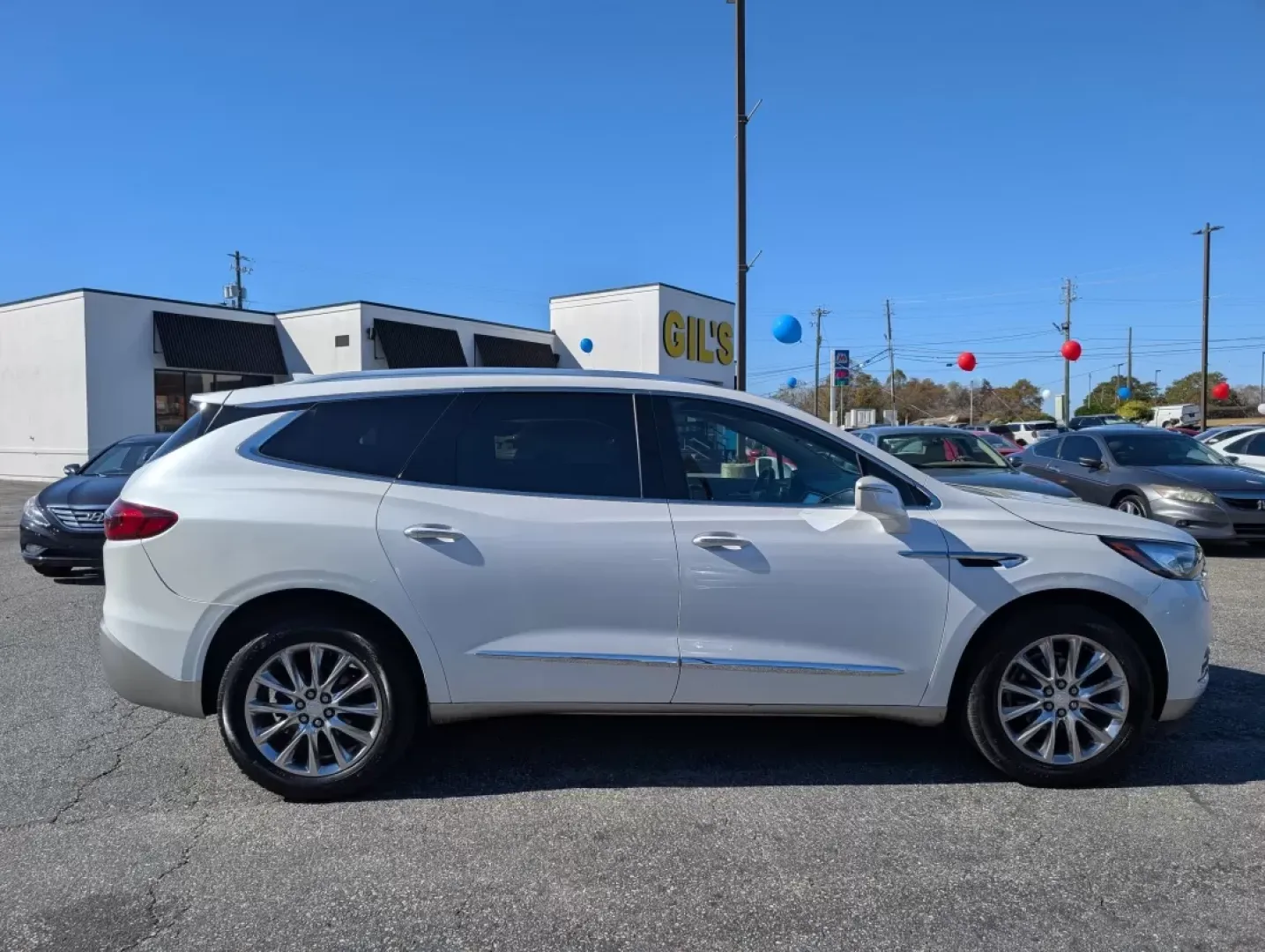 2019 /Shale Buick Enclave Premium (5GAERCKW1KJ) with an Other engine, located at 3959 U.S. 80 W, Phenix City, AL, 36870, (334) 297-4885, 32.469296, -85.135185 - **Experience Luxurious Family Adventures with the 2019 Buick Enclave Premium at Gils Auto, Phenix City, AL!**<br /> <br /> Are you ready to elevate your family outings or weekday commutes? The 2019 Buick Enclave Premium is an excellent choice if you're searching for a spacious, comfortable, and feat - Photo#3