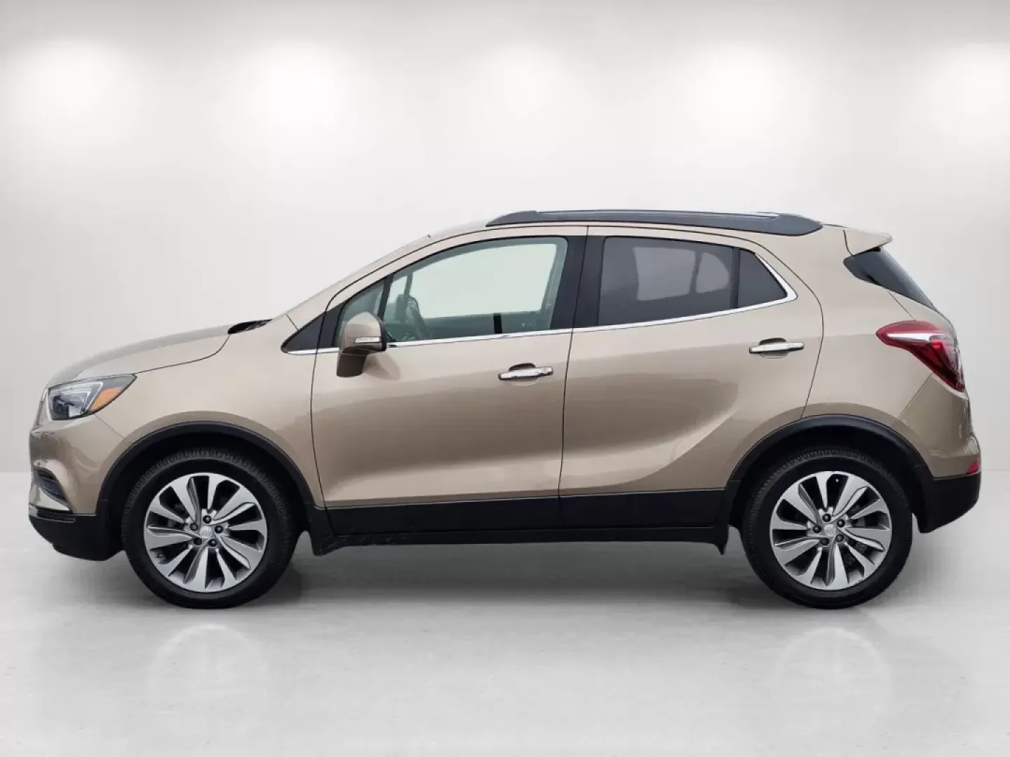 2019 /Ebony Buick Encore Preferred (KL4CJASB1KB) with an Other engine, located at 5115 14th Ave., Columbus, GA, 31904, (706) 323-0345, 32.511494, -84.971046 - Elevate your daily drive and embrace the freedom of the open road with the 2019 Buick Encore Preferred, available now at Gils Auto, your trusted Buy Here Pay Here dealership in Phenix City, AL. Nestled conveniently at 3959 U.S. 80 W, we specialize in providing vehicles that cater to a variety of lif - Photo#7