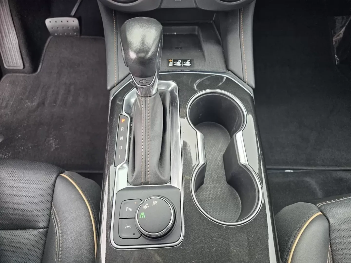 2019 /Jet Black Chevrolet Blazer Premier (3GNKBFRSXKS) with an Other engine, located at 1430 Gateway Drive, Opelika, AL, 36801, (334) 239-0944, 32.637871, -85.409790 - Discover the perfect blend of style, comfort, and advanced technology with the stunning 2019 Chevrolet Blazer Premier, now available at Gils Auto in Phenix City, AL. If you're searching for a vehicle that can elevate your lifestyle, whether for daily commutes, family outings, or weekend adventures, - Photo#12