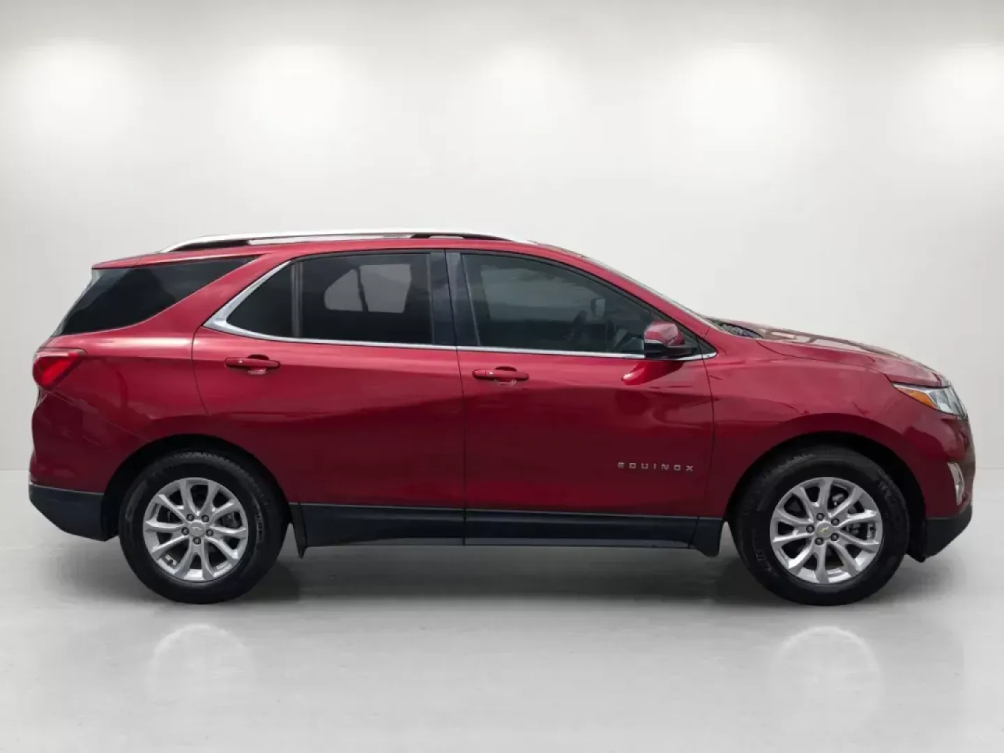 2019 /Medium Ash Gray Chevrolet Equinox LT (2GNAXKEV1K6) with an Turbocharged Gas I4 1.5L/92 engine, 6-Speed Automatic transmission, located at 521 Old Farm Lane Rd, Prattville, AL, 36066, (334) 325-1505, 32.482460, -86.416367 - 2019 Chevrolet Equinox LT - Photo#3