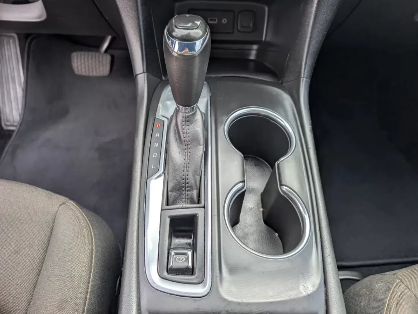 2019 /Jet Black/Cinnamon Chevrolet Equinox LT (3GNAXKEV2KS) with an Other engine, located at 3959 U.S. 80 W, Phenix City, AL, 36870, (334) 297-4885, 32.469296, -85.135185 - **Explore New Horizons with the 2019 Chevrolet Equinox LT A Perfect Family SUV!**<br /> <br /> Are you on the hunt for a versatile vehicle that seamlessly blends style, comfort, and technology? Look no further! The 2019 Chevrolet Equinox LT is designed for families, commuters, and adventurers alike - Photo#14