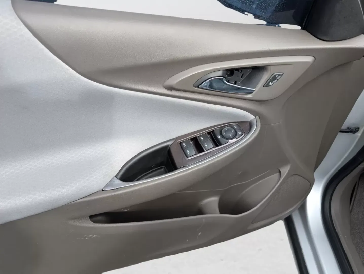 2019 /Dark Atmosphere/ Medium Ash Gray Chevrolet Malibu LS (1G1ZC5ST3KF) with an Other engine, located at 804 22nd Ave, Phenix City, AL, 36870, (334) 297-1860, 32.484749, -85.024475 - **Unleash Your Daily Drive with the 2019 Chevrolet Malibu LS Perfect for Commuters and Small Families!**<br /> <br /> Are you in search of a reliable and stylish sedan that's perfect for your daily commute or weekend family outings? Look no further than the 2019 Chevrolet Malibu LS available now at - Photo#8