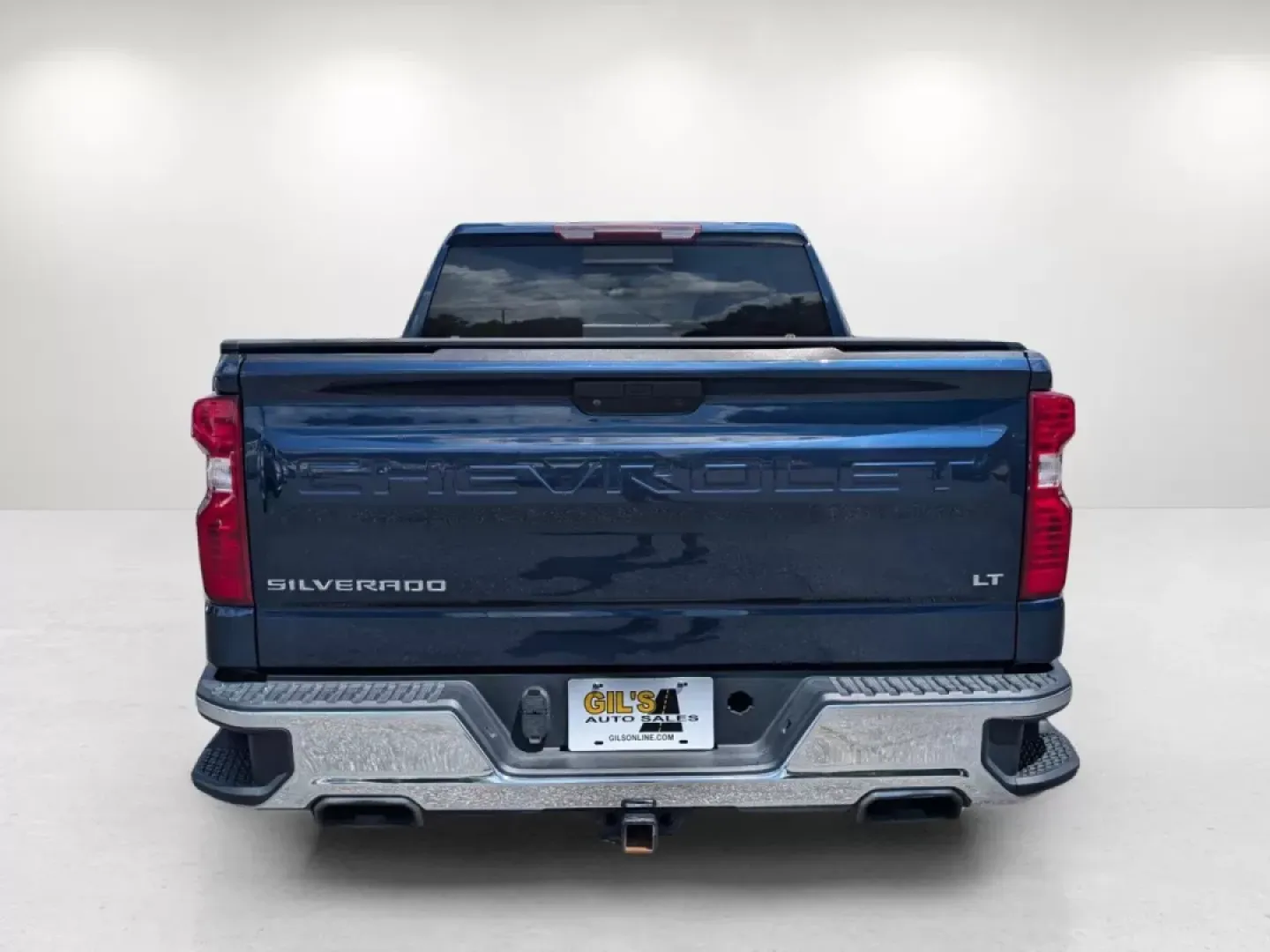 2019 /Jet Black Chevrolet Silverado 1500 LT (3GCUYDED8KG) with an Other engine, located at 5115 14th Ave., Columbus, GA, 31904, (706) 323-0345, 32.511494, -84.971046 - Discover the thrill of adventure with this 2019 Chevrolet Silverado 1500 LT, a pickup truck designed for those who crave both ruggedness and comfort, perfect for weekend getaways or daily commuting in Phenix City, AL. Whether you're a growing family needing extra space or a weekend warrior ready for - Photo#4