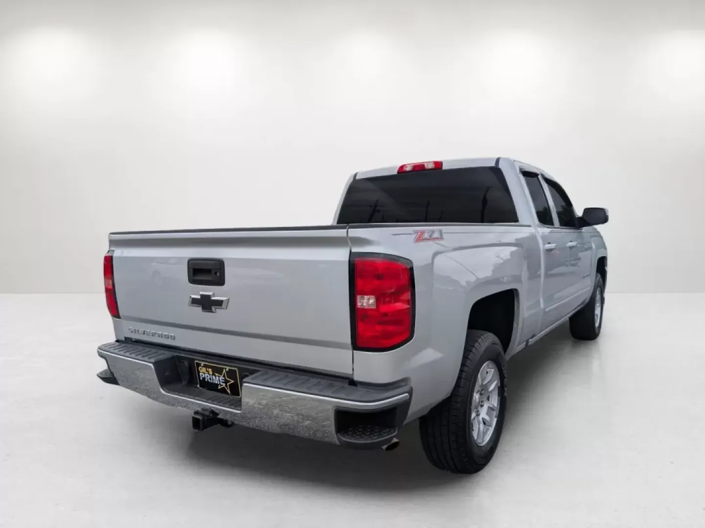 2019 /Jet Black Chevrolet Silverado 1500 LD LT (2GCRCPEC7K1) with an Other engine, located at 1430 Gateway Drive, Opelika, AL, 36801, (334) 239-0944, 32.637871, -85.409790 - **Unleash Adventure with the 2019 Chevrolet Silverado 1500 LD at Gils Auto - Phenix City, AL**<br /> <br /> Are you ready to elevate your driving experience? Whether you're hauling tools for a weekend project, heading off on a family road trip, or navigating daily commutes, the 2019 Chevrolet Silver - Photo#4