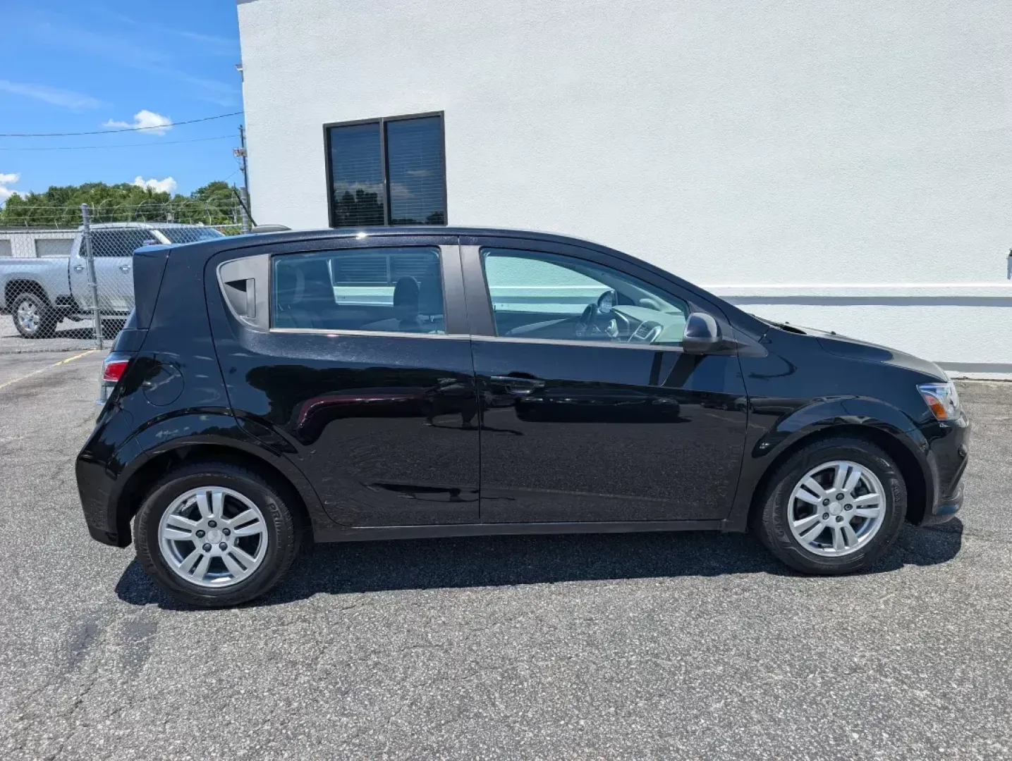 2019 /Jet Black/Dark Titanium Chevrolet Sonic LT (1G1JG6SB9K4) with an Other engine, located at 5115 14th Ave., Columbus, GA, 31904, (706) 323-0345, 32.511494, -84.971046 - **Discover Your Perfect Companion for Daily Adventures: The 2019 Chevrolet Sonic LT Hatchback at Gils Auto!**<br /> <br /> Looking for a versatile and stylish hatchback that fits seamlessly into your busy lifestyle? The 2019 Chevrolet Sonic LT is your answer! Perfect for urban commuters, families on - Photo#3