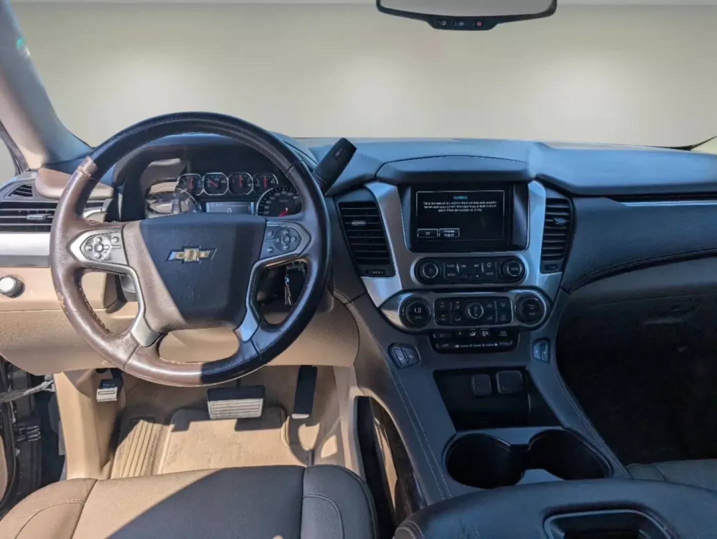 2019 /Cocoa/Dune Chevrolet Suburban LT (1GNSCHKC9KR) with an Other engine, located at 3959 U.S. 80 W, Phenix City, AL, 36870, (334) 297-4885, 32.469296, -85.135185 - **Adventure Awaits with the 2019 Chevrolet Suburban LT Perfect for Families and Road Trips!**<br /> <br /> If you're seeking a vehicle that combines power, space, and cutting-edge technology, look no further than the 2019 Chevrolet Suburban LT available at Gils Auto in Columbus, GA. This SUV is an - Photo#12