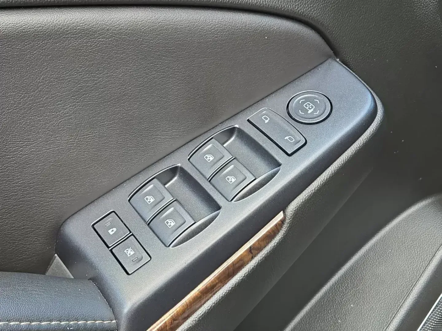 2019 /Jet Black Chevrolet Tahoe LS (1GNSCAKC7KR) with an Other engine, located at 7000 Northlake Connector, Columbus, GA, 31904, (706) 987-8085, 32.524975, -84.978134 - **Discover the Perfect Family Adventure Vehicle: 2019 Chevrolet Tahoe LS at Gils Auto - Columbus #2!**<br /> <br /> Are you searching for a spacious, versatile SUV that can handle everything from school runs to weekend getaways? Look no further than the 2019 Chevrolet Tahoe LS, available now at Gils - Photo#10