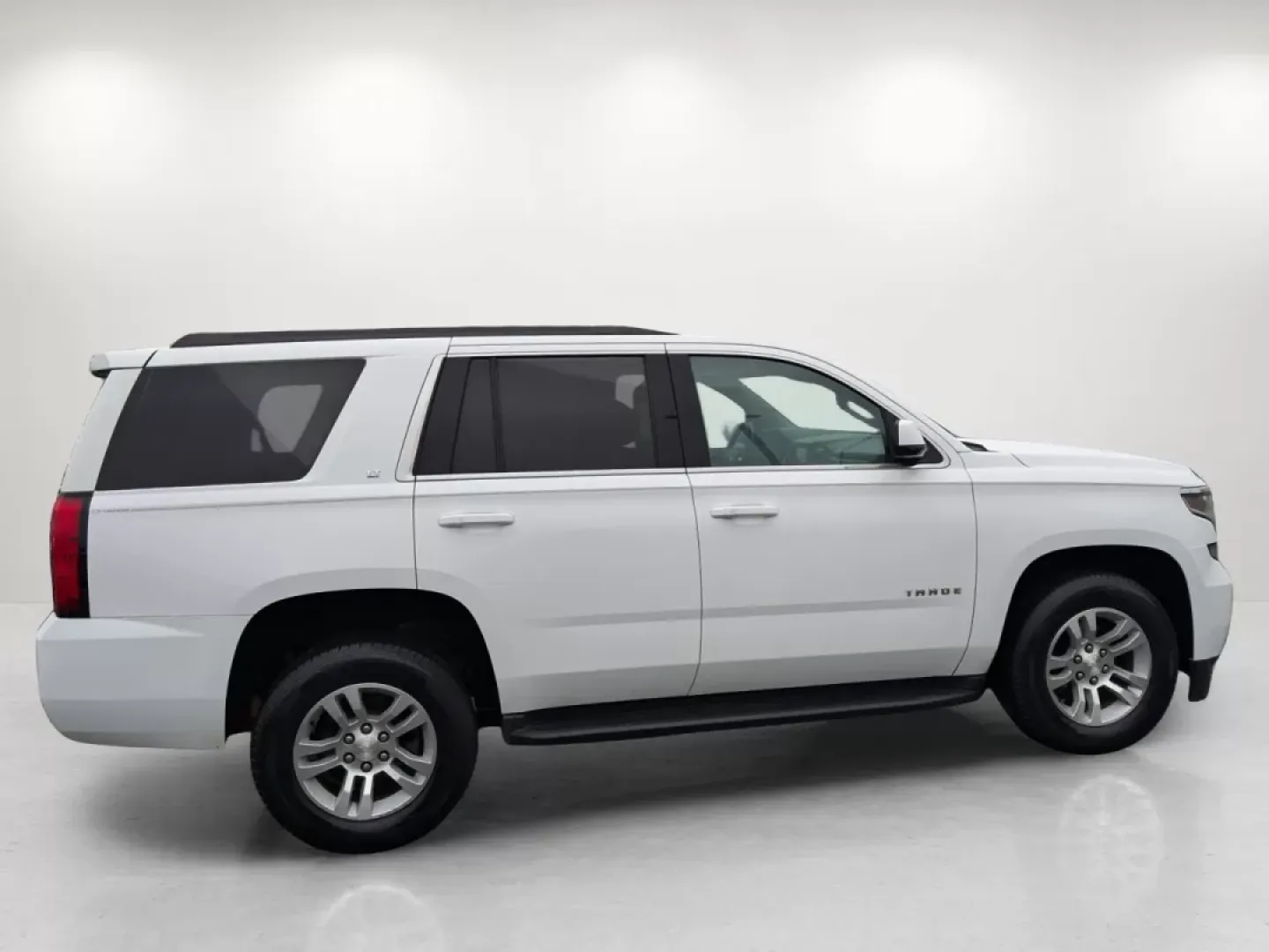 2019 /Cocoa/Dune Chevrolet Tahoe LT (1GNSCBKC9KR) with an Other engine, located at 7000 Northlake Connector, Columbus, GA, 31904, (706) 987-8085, 32.524975, -84.978134 - 2019 Chevrolet Tahoe LT - Photo#3