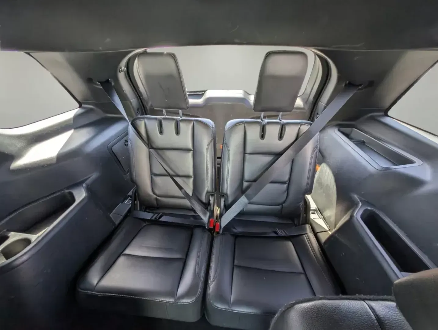 2019 Ford Explorer XLT (1FM5K7D84KG) with an Regular Unleaded V-6 3.5 L/213 engine, 6-Speed Automatic w/OD transmission, located at 804 22nd Ave, Phenix City, AL, 36870, (334) 297-1860, 32.484749, -85.024475 - 2019 Ford Explorer XLT - Photo#12