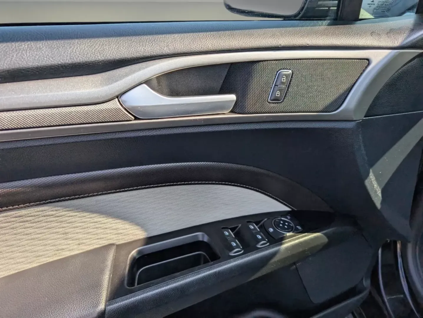 2019 Ford Fusion SE (3FA6P0HD1KR) with an Other engine, located at 804 22nd Ave, Phenix City, AL, 36870, (334) 297-1860, 32.484749, -85.024475 - **Experience Freedom on the Road with the 2019 Ford Fusion SE Perfect for Every Journey!**<br /> <br /> Are you searching for a versatile sedan that fits seamlessly into your busy lifestyle? Look no further than the 2019 Ford Fusion SE, now available at Gils Auto in Phenix City, AL. This stylish ve - Photo#8