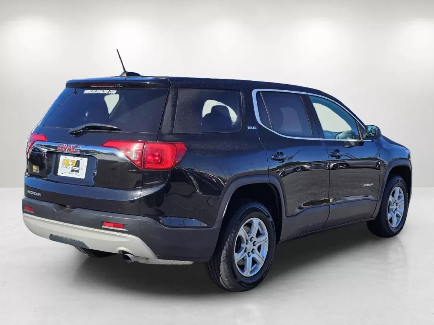 2019 /Jet Black GMC Acadia SLE (1GKKNKLA3KZ) with an Other engine, located at 5115 14th Ave., Columbus, GA, 31904, (706) 323-0345, 32.511494, -84.971046 - Discover the freedom of family adventures with the 2019 GMC Acadia SLE, a versatile SUV designed for those who value comfort, safety, and style. Whether you're navigating the hustle of daily commutes or gearing up for weekend road trips, this spacious vehicle offers the perfect blend of functionalit - Photo#6