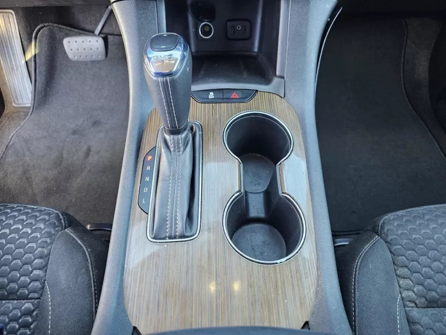 2019 /Jet Black GMC Acadia SLE (1GKKNKLA3KZ) with an Other engine, located at 5115 14th Ave., Columbus, GA, 31904, (706) 323-0345, 32.511494, -84.971046 - Discover the freedom of family adventures with the 2019 GMC Acadia SLE, a versatile SUV designed for those who value comfort, safety, and style. Whether you're navigating the hustle of daily commutes or gearing up for weekend road trips, this spacious vehicle offers the perfect blend of functionalit - Photo#12