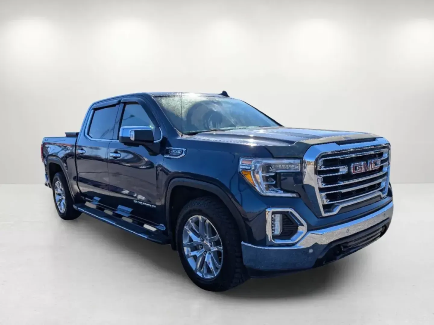 2019 /Dark Walnut/Slate GMC Sierra 1500 SLT (3GTU9DED6KG) with an Gas V8 5.3L engine, 8-Speed Automatic transmission, located at 804 22nd Ave, Phenix City, AL, 36870, (334) 297-1860, 32.484749, -85.024475 - **Explore Your Next Adventure with the 2019 GMC Sierra 1500 SLT Ideal for both Work and Play!**<br /> <br /> Are you ready to elevate your driving experience? The 2019 GMC Sierra 1500 SLT is designed to accommodate your lifestyle, whether it's tackling daily commutes, embarking on weekend getaways, - Photo#2