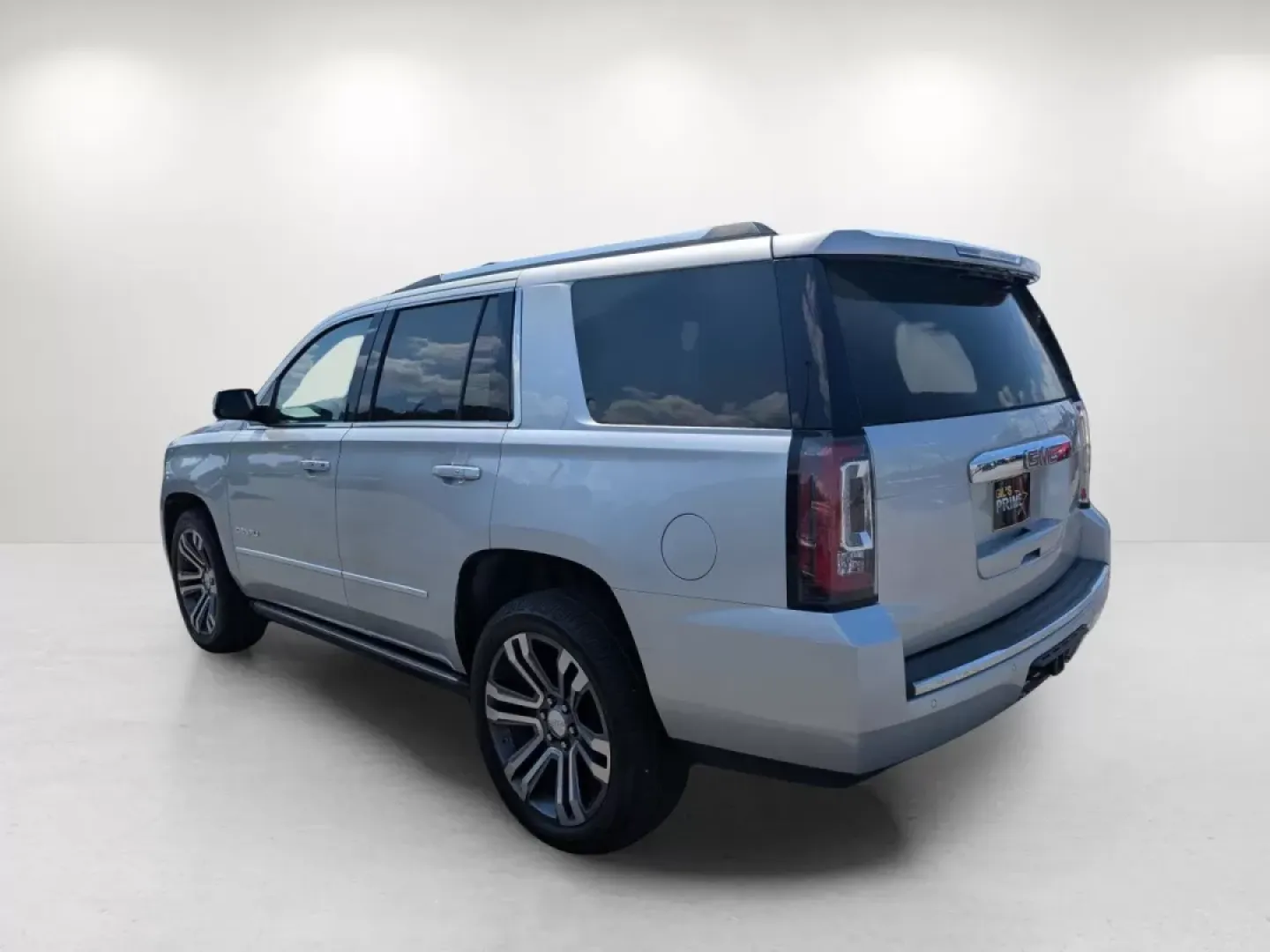 2019 /Jet Black GMC Yukon Denali (1GKS2CKJ8KR) with an Other engine, located at 5115 14th Ave., Columbus, GA, 31904, (706) 323-0345, 32.511494, -84.971046 - **Find Your Adventure with the 2019 GMC Yukon Denali at Gils Auto!**<br /> <br /> If you're seeking a vehicle that combines luxury, power, and versatility, look no further than our stunning 2019 GMC Yukon Denali, available now at Gils Auto in Phenix City, AL. Perfect for families needing ample space - Photo#6