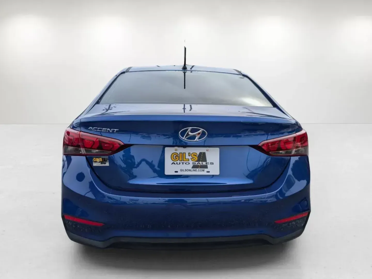 2019 /Black Hyundai Accent SE (3KPC24A38KE) with an Regular Unleaded I-4 1.6 L/97 engine, 6-Speed Automatic w/OD transmission, located at 1430 Gateway Drive, Opelika, AL, 36801, (334) 239-0944, 32.637871, -85.409790 - 2019 Hyundai Accent SE - Photo#5