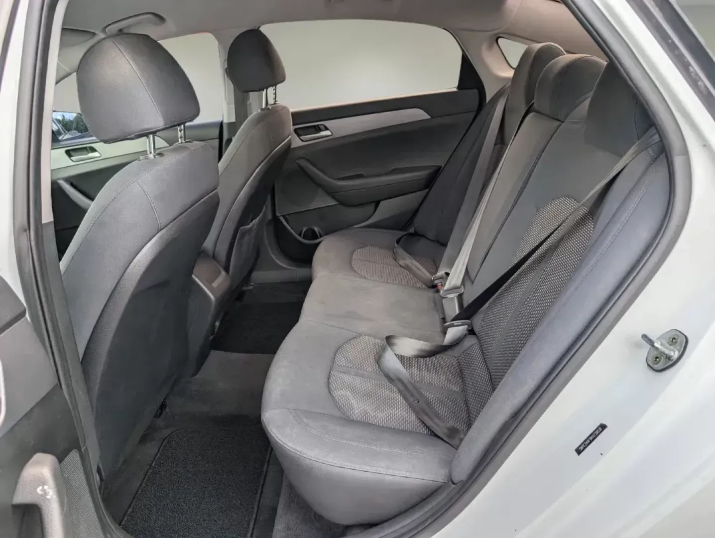 2019 /Black Hyundai Sonata SE (5NPE24AF9KH) with an Other engine, located at 5115 14th Ave., Columbus, GA, 31904, (706) 323-0345, 32.511494, -84.971046 - ### Discover the Perfect Sedan for Your Lifestyle at Gils Auto - Columbus!<br /> <br /> Are you on the hunt for a reliable, stylish sedan that seamlessly fits into your busy lifestyle? Look no further than this stunning **2019 Hyundai Sonata SE**, now available at **Gils Auto**, located at **5115 14 - Photo#10