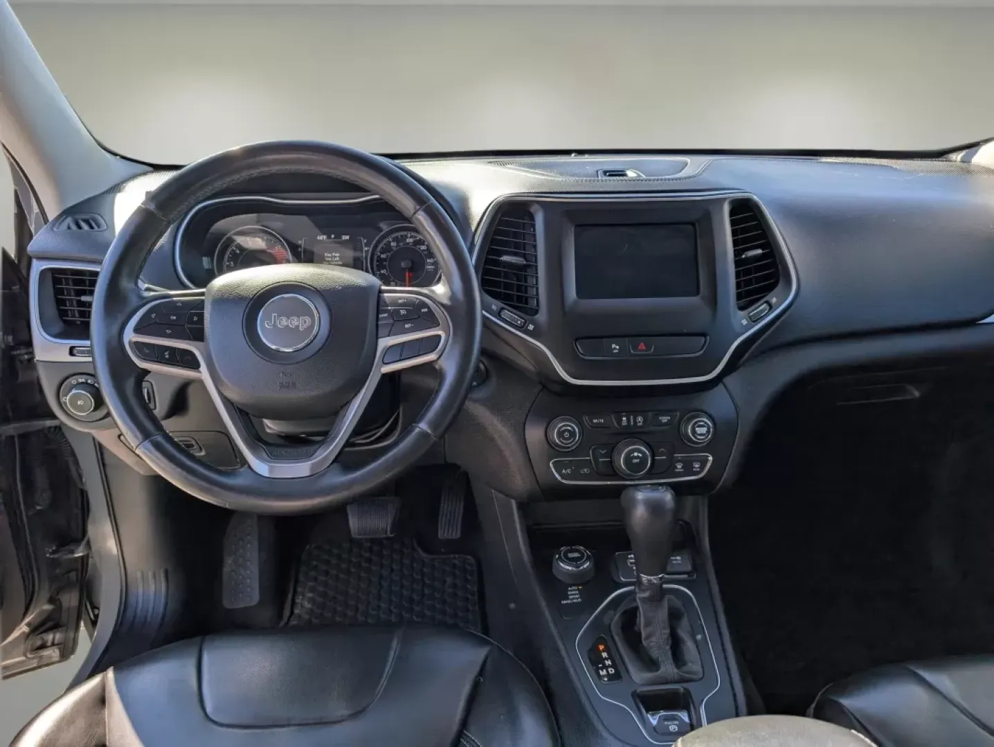 2019 /Black Jeep Cherokee Latitude Plus (1C4PJMLX5KD) with an Other engine, located at 3959 U.S. 80 W, Phenix City, AL, 36870, (334) 297-4885, 32.469296, -85.135185 - Discover the perfect blend of style, functionality, and performance that the 2019 Jeep Cherokee Latitude Plus brings to your life! Whether you're seeking reliable transportation for your growing family or planning thrilling weekend adventures, this versatile crossover is designed to meet all your ne - Photo#12