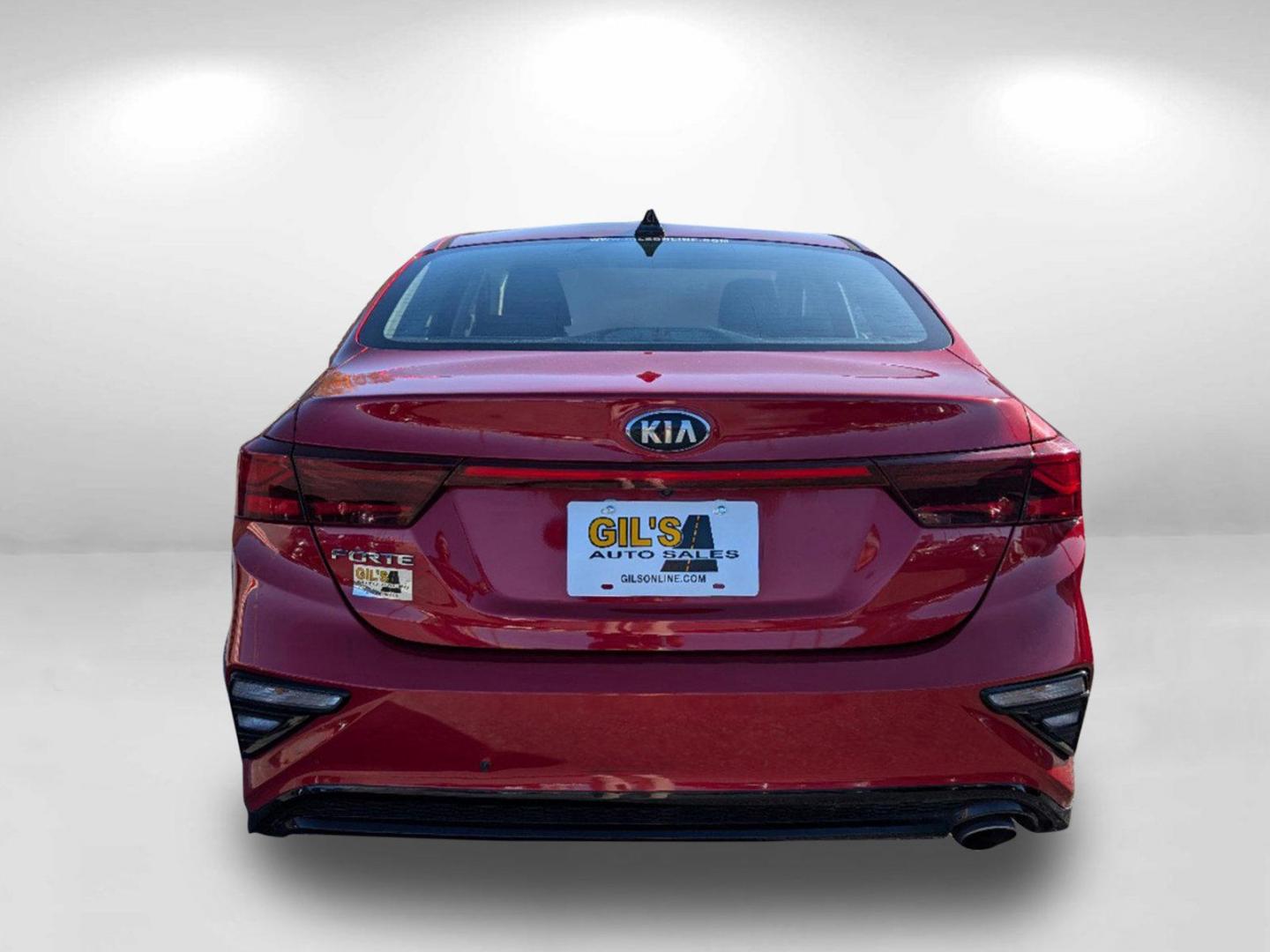 2019 /Black Kia Forte LXS (3KPF24AD4KE) with an Regular Unleaded I-4 2.0 L/122 engine, 1-Speed CVT w/OD transmission, located at 5115 14th Ave., Columbus, GA, 31904, (706) 323-0345, 32.511494, -84.971046 - 2019 Kia Forte LXS - Photo#6