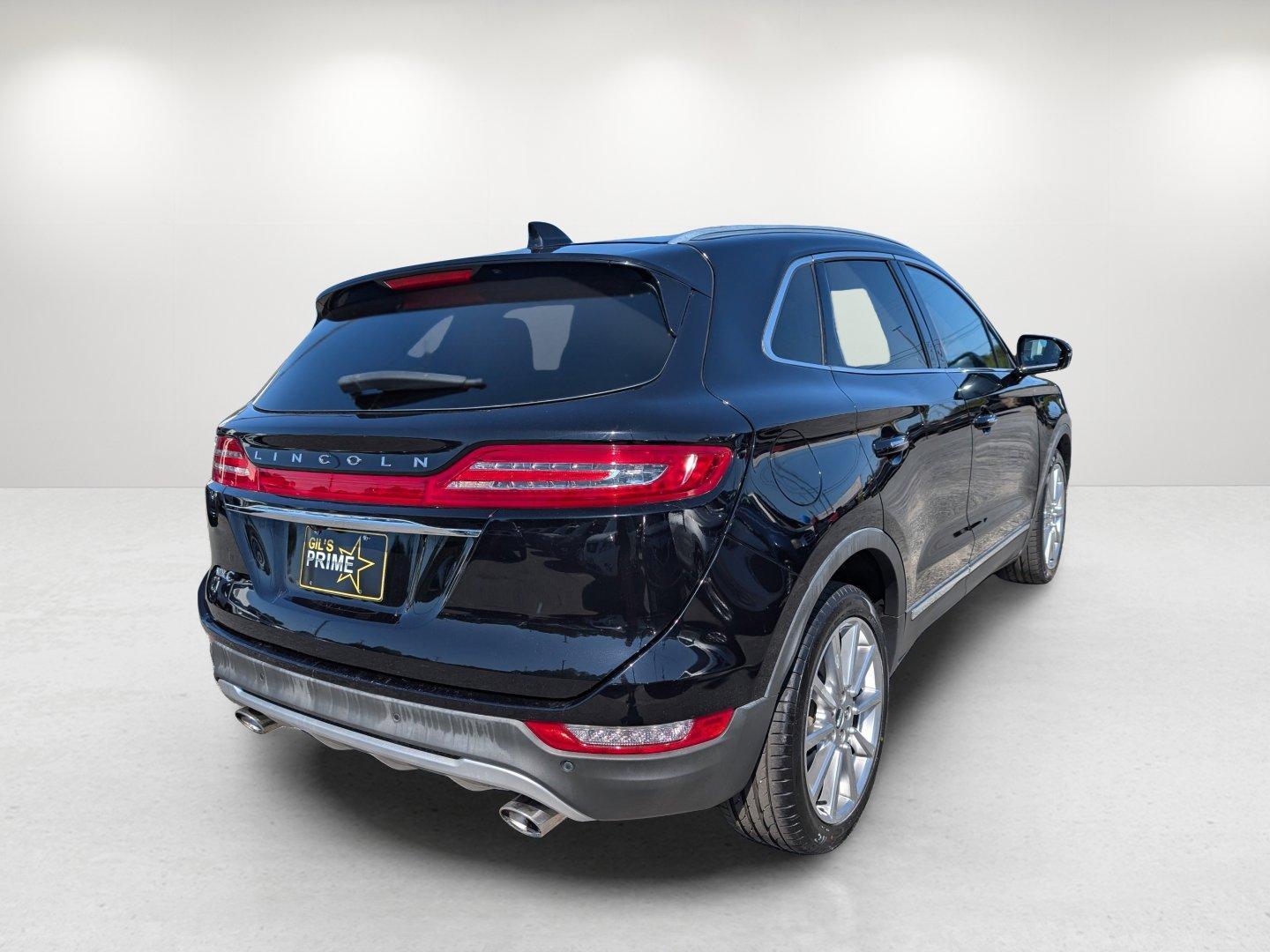 2019 Lincoln MKC Reserve (5LMCJ3C97KU) with an Intercooled Turbo Premium Unleaded I-4 2.0 L/122 engine, 6-Speed Automatic w/OD transmission, located at 804 22nd Ave, Phenix City, AL, 36870, (334) 297-1860, 32.484749, -85.024475 - 2019 Lincoln MKC Reserve - Photo#5