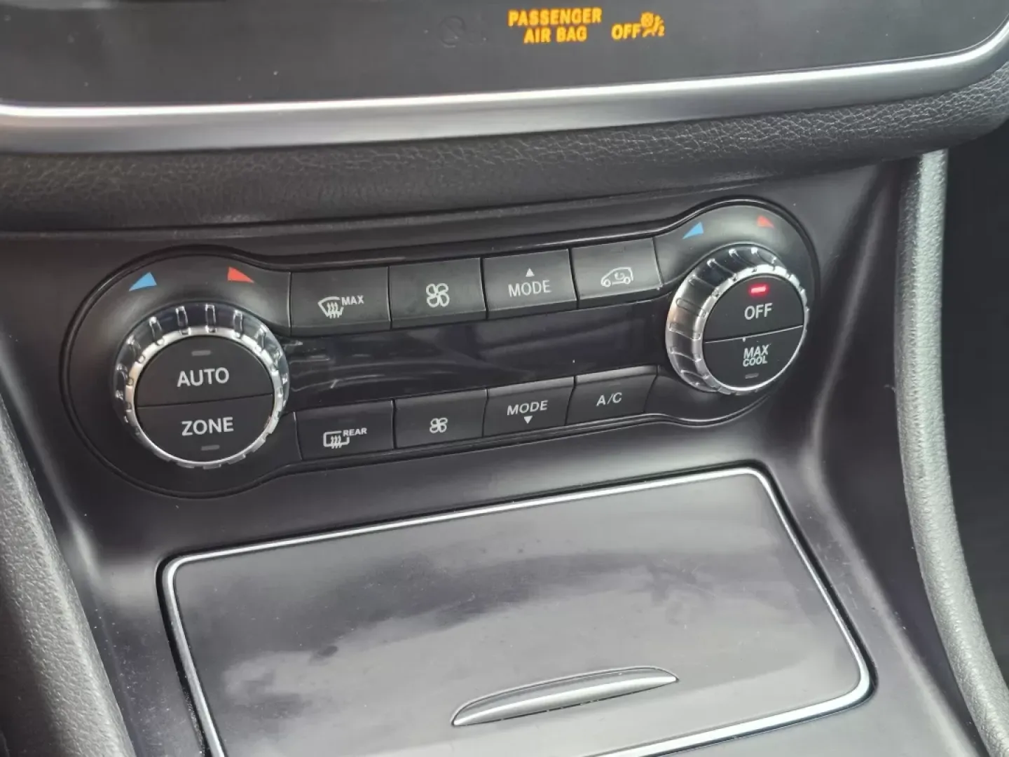 2019 Mercedes-Benz GLA GLA 250 (WDCTG4EB1KU) with an Other engine, located at 804 22nd Ave, Phenix City, AL, 36870, (334) 297-1860, 32.484749, -85.024475 - Are you ready to elevate your daily commute or family adventures? Look no further than this stunning 2019 Mercedes-Benz GLA 250, available now at Gils Auto in Phenix City, AL. Perfectly tailored for those who seek a blend of luxury and practicality, this SUV promises to be your reliable companion fo - Photo#16