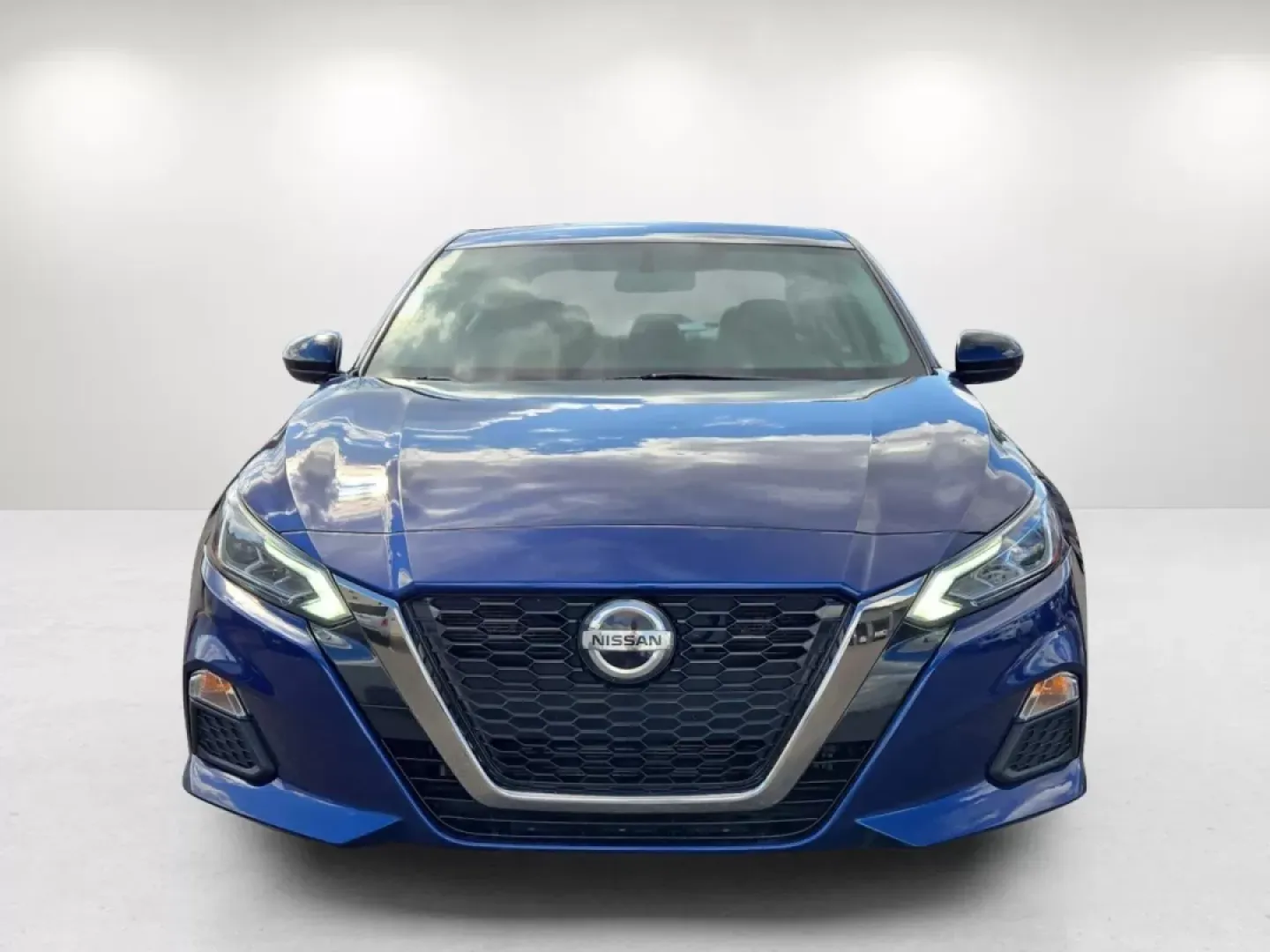 2019 /Sport Nissan Altima 2.5 SR (1N4BL4CV6KC) with an Other engine, located at 521 Old Farm Lane Rd, Prattville, AL, 36066, (334) 325-1505, 32.482460, -86.416367 - Elevate your daily commute or family outings with the 2019 Nissan Altima 2.5 SR, a sedan designed for those who appreciate style, performance, and comfort. This sleek vehicle is perfect for budget-conscious buyers looking to balance reliability and modern features without breaking the bank. With its - Photo#2