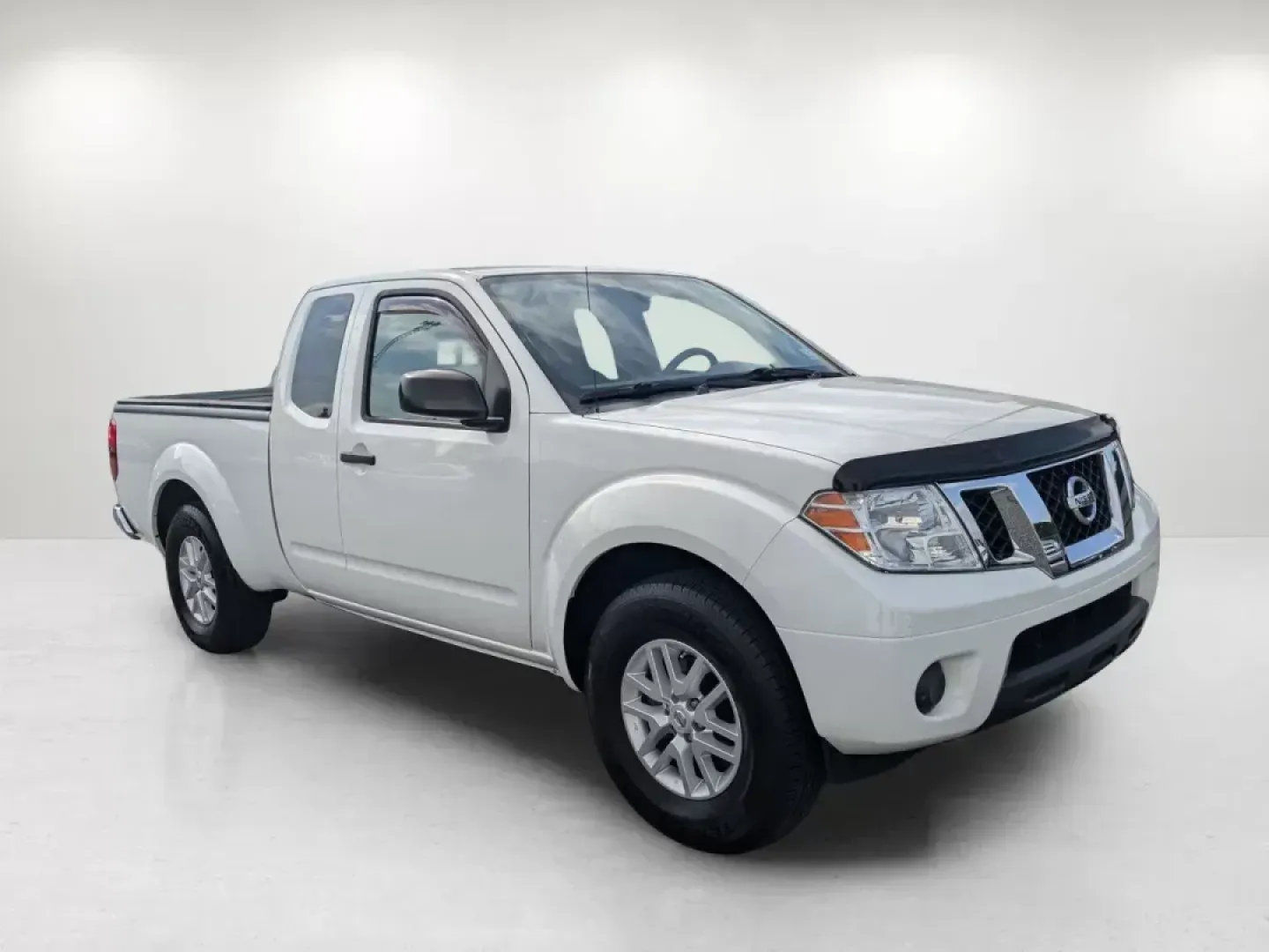 2019 /Graphite Nissan Frontier SV (1N6AD0CU3KN) with an Regular Unleaded V-6 4.0 L/241 engine, 5-Speed Automatic w/OD transmission, located at 1430 Gateway Drive, Opelika, AL, 36801, (334) 239-0944, 32.637871, -85.409790 - **Unleash Your Adventures with the 2019 Nissan Frontier SV at Gils Auto - Opelika!**<br /> <br /> Are you ready to elevate your weekend getaways or tackle your daily commute with unmatched reliability? Look no further! The 2019 Nissan Frontier SV, available at Gils Auto - Opelika, is the perfect ble - Photo#2
