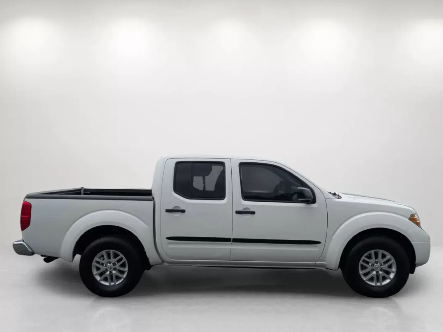 2019 /Steel Nissan Frontier SV (1N6AD0ER7KN) with an Other engine, located at 521 Old Farm Lane Rd, Prattville, AL, 36066, (334) 325-1505, 32.482460, -86.416367 - Are you searching for the perfect vehicle to enhance your active lifestyle? Look no further than the 2019 Nissan Frontier SV, a rugged and reliable crew cab pickup that's ready for anything-from weekend getaways to daily commutes. Available at Gils Auto, a trusted Buy Here Pay Here dealership locate - Photo#15